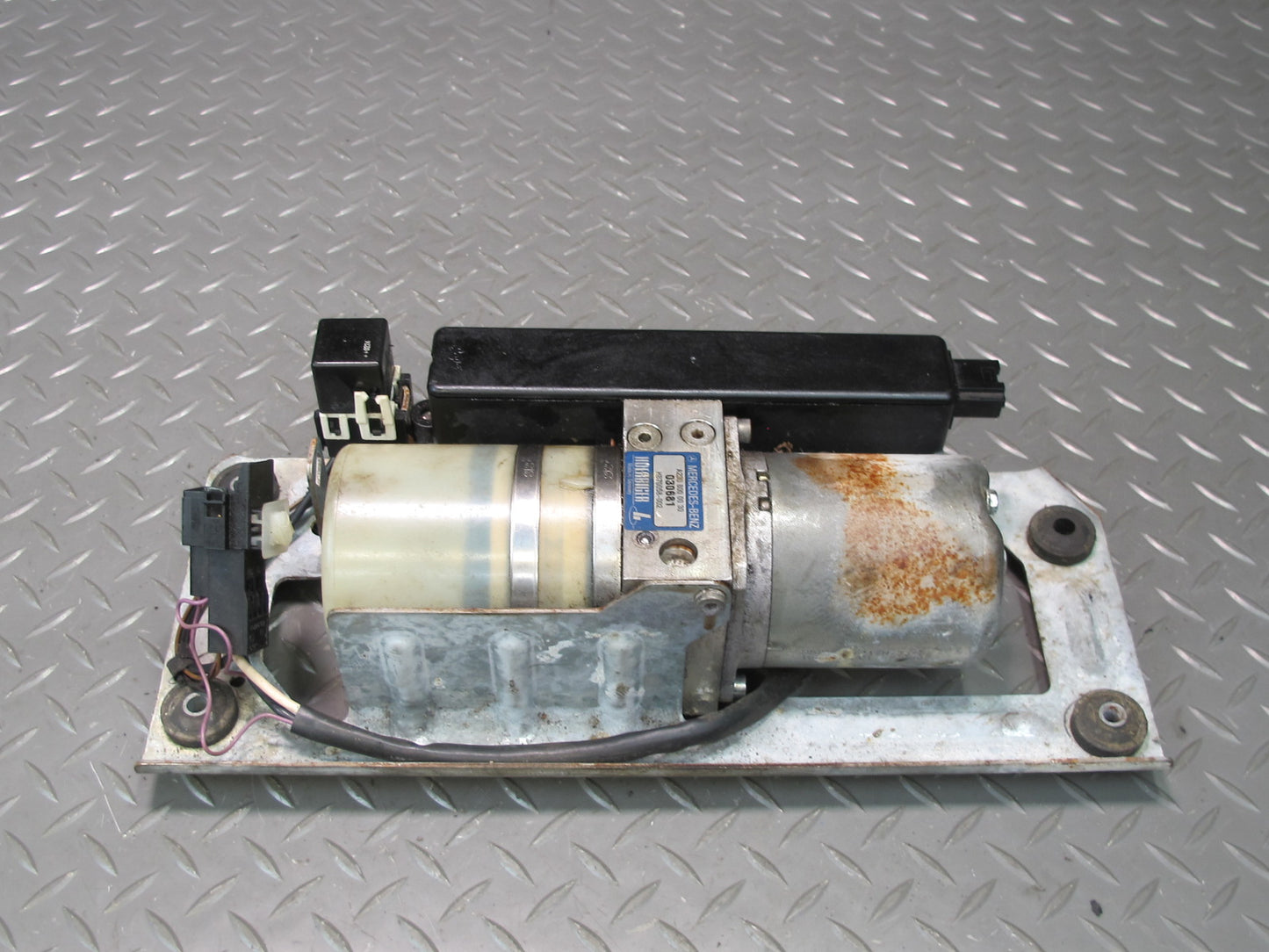 03-08 Mercedes R230 SL500 Sl-class Convertible TOP Roof Hydraulic Pump Motor OEM