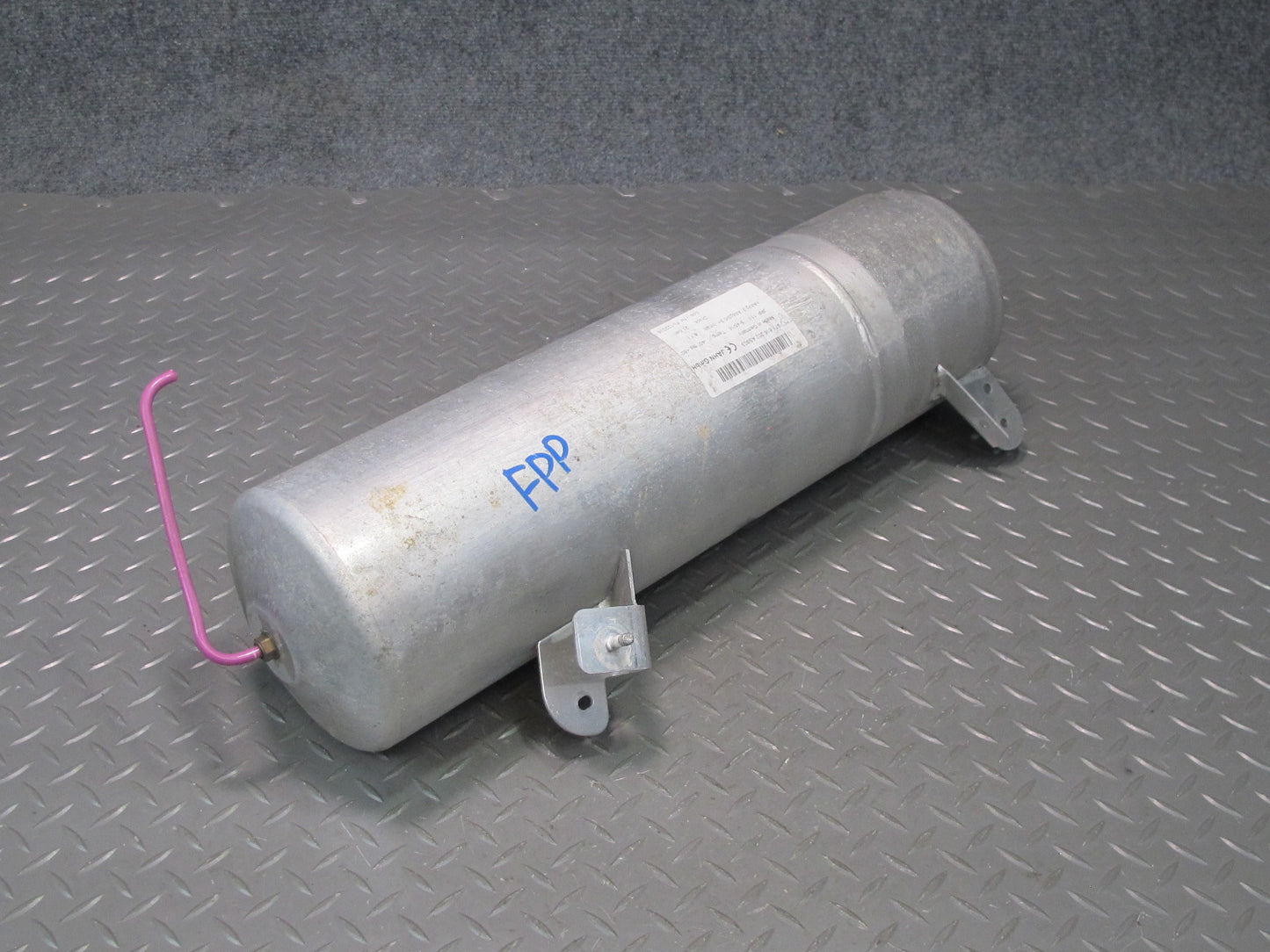 17-21 Porsche Panamera 971 Air Suspension Pressure Accumulator Reservoir Tank