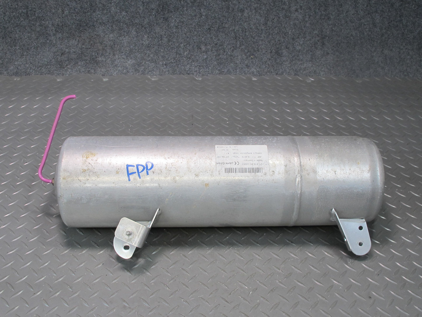 17-21 Porsche Panamera 971 Air Suspension Pressure Accumulator Reservoir Tank