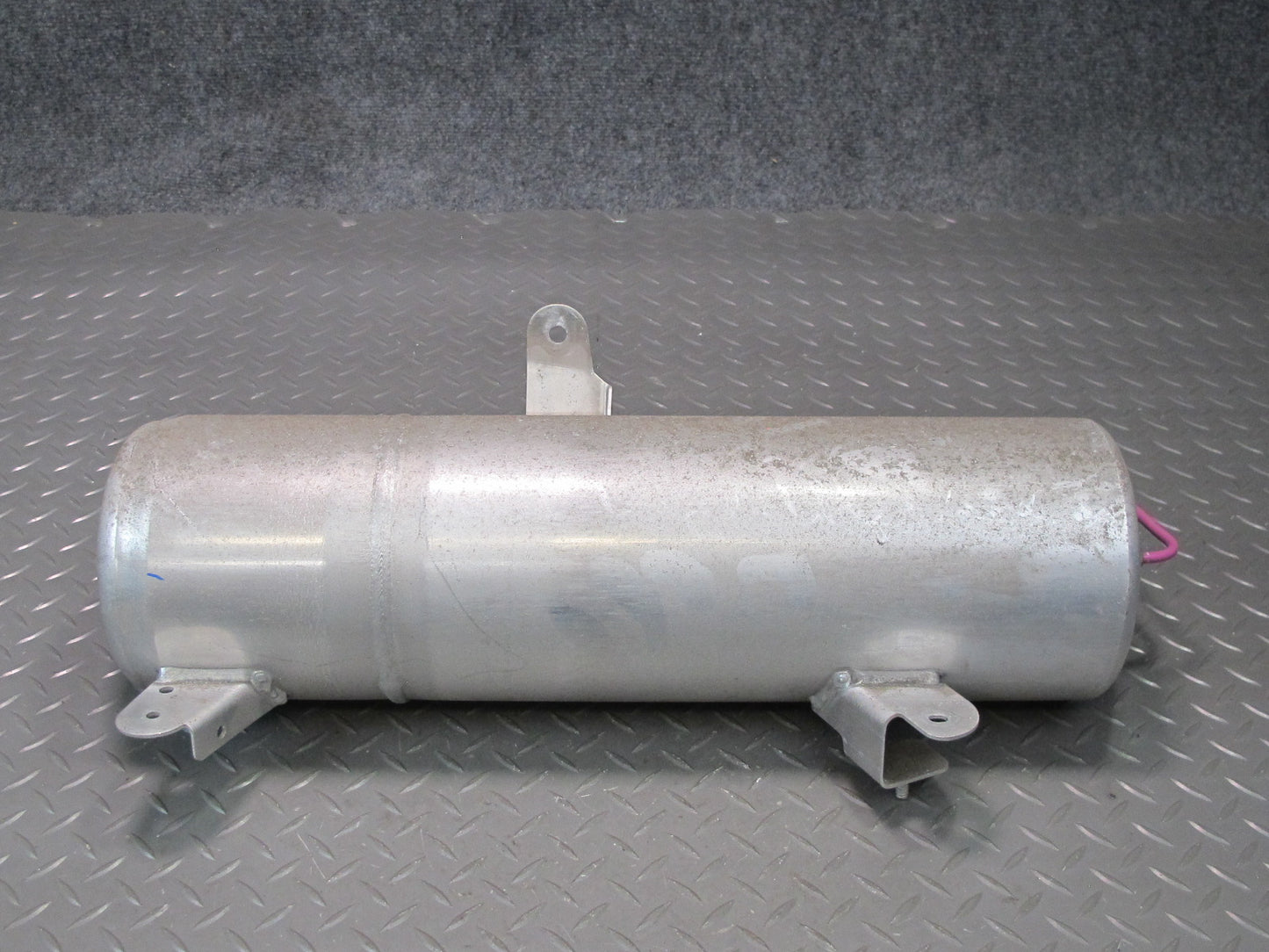 17-21 Porsche Panamera 971 Air Suspension Pressure Accumulator Reservoir Tank