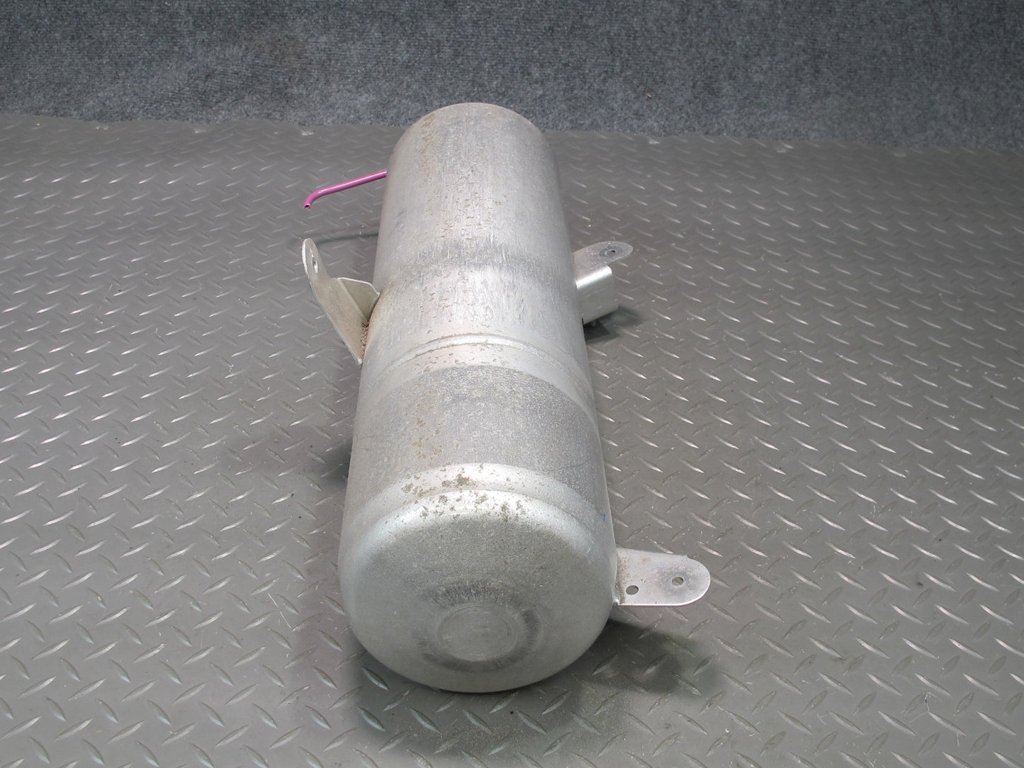 17-21 Porsche Panamera 971 Air Suspension Pressure Accumulator Reservoir Tank