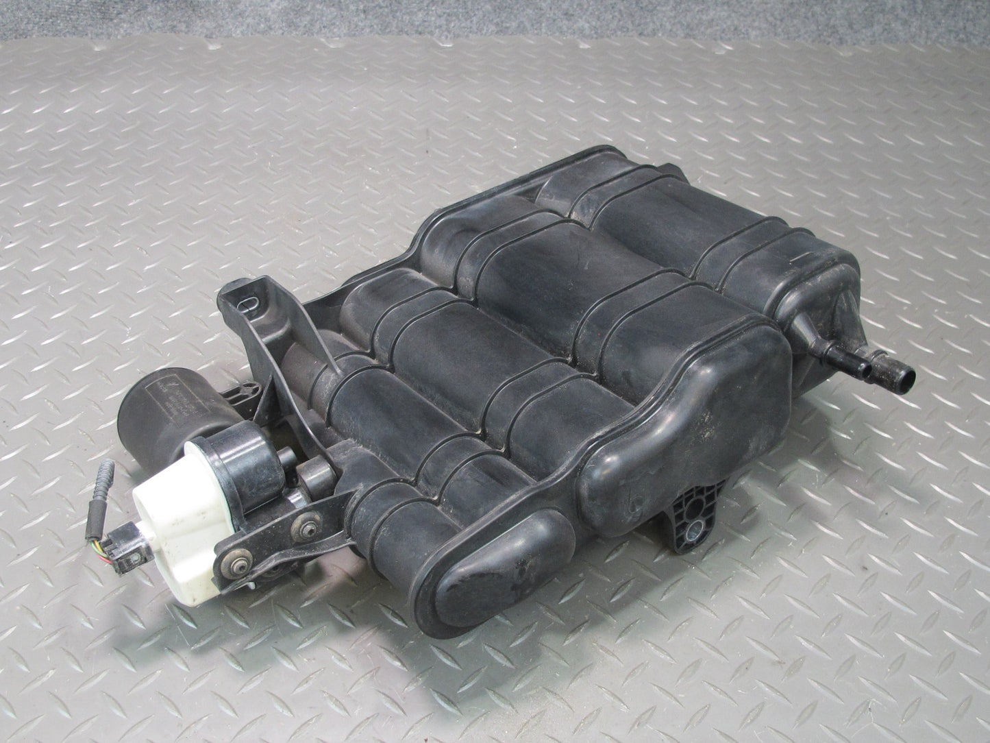 17-23 Porsche Panamera 971 Fuel Evap Vapor Charcoal Canister 971201805B