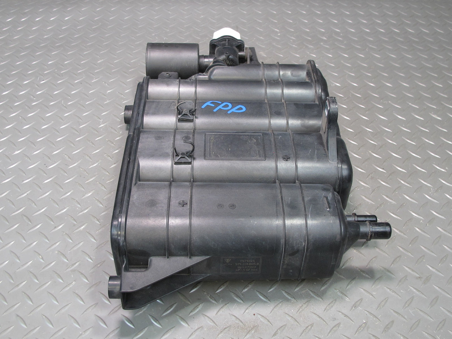 17-23 Porsche Panamera 971 Fuel Evap Vapor Charcoal Canister 971201805B