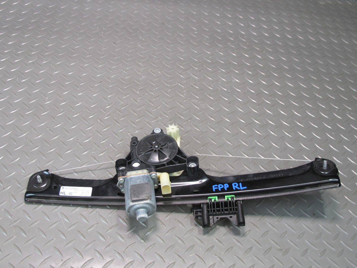 17-23 Porsche Panamera 971 Rear Left Door Window Regulator w Motor 971839401