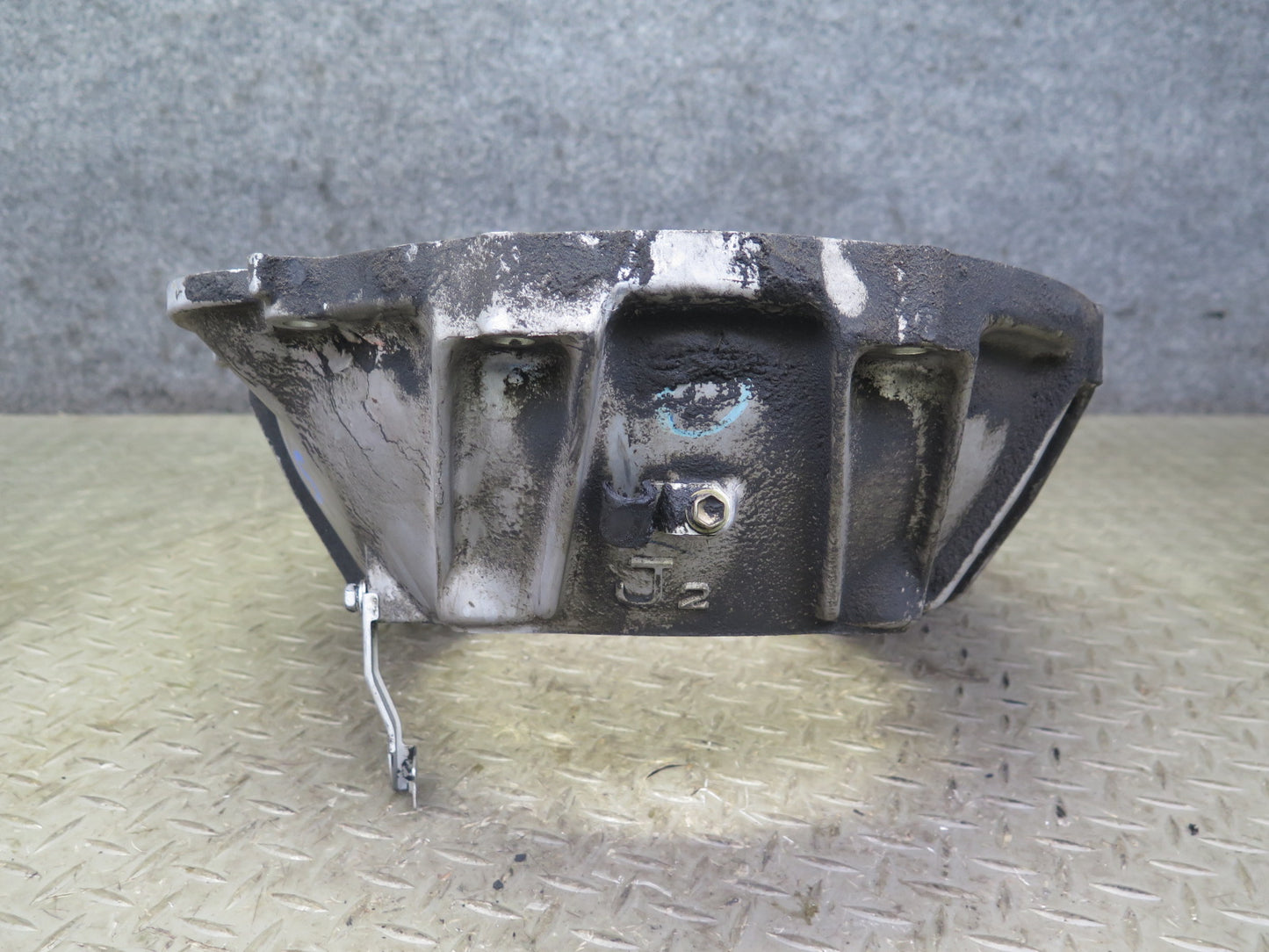 01-05 Lexus GS300 IS300 2JZGE RWD A650E A/T Auto Transmission Bell Housing OEM