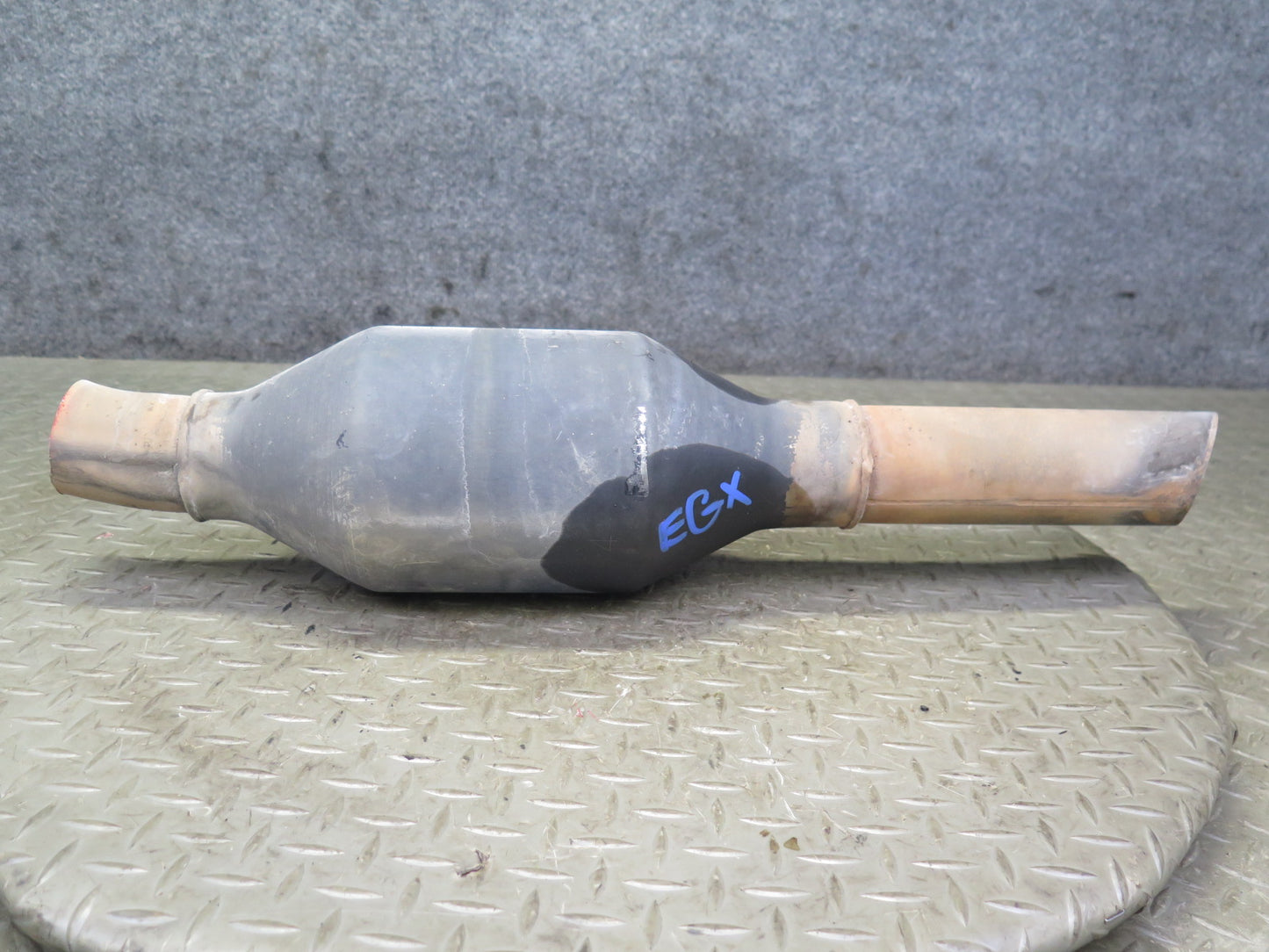 2003-2009 Lexus UZJ120L GX470 4WD Rear  Exhaust Muffler