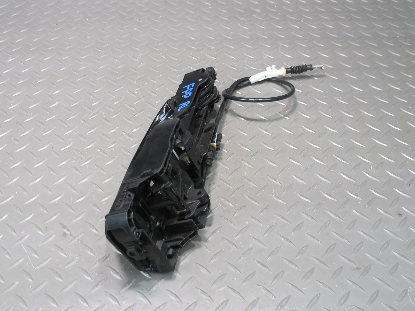 17-23 Porsche Panamera 971 Rear Left Door Exterior Handle w Keyless GO