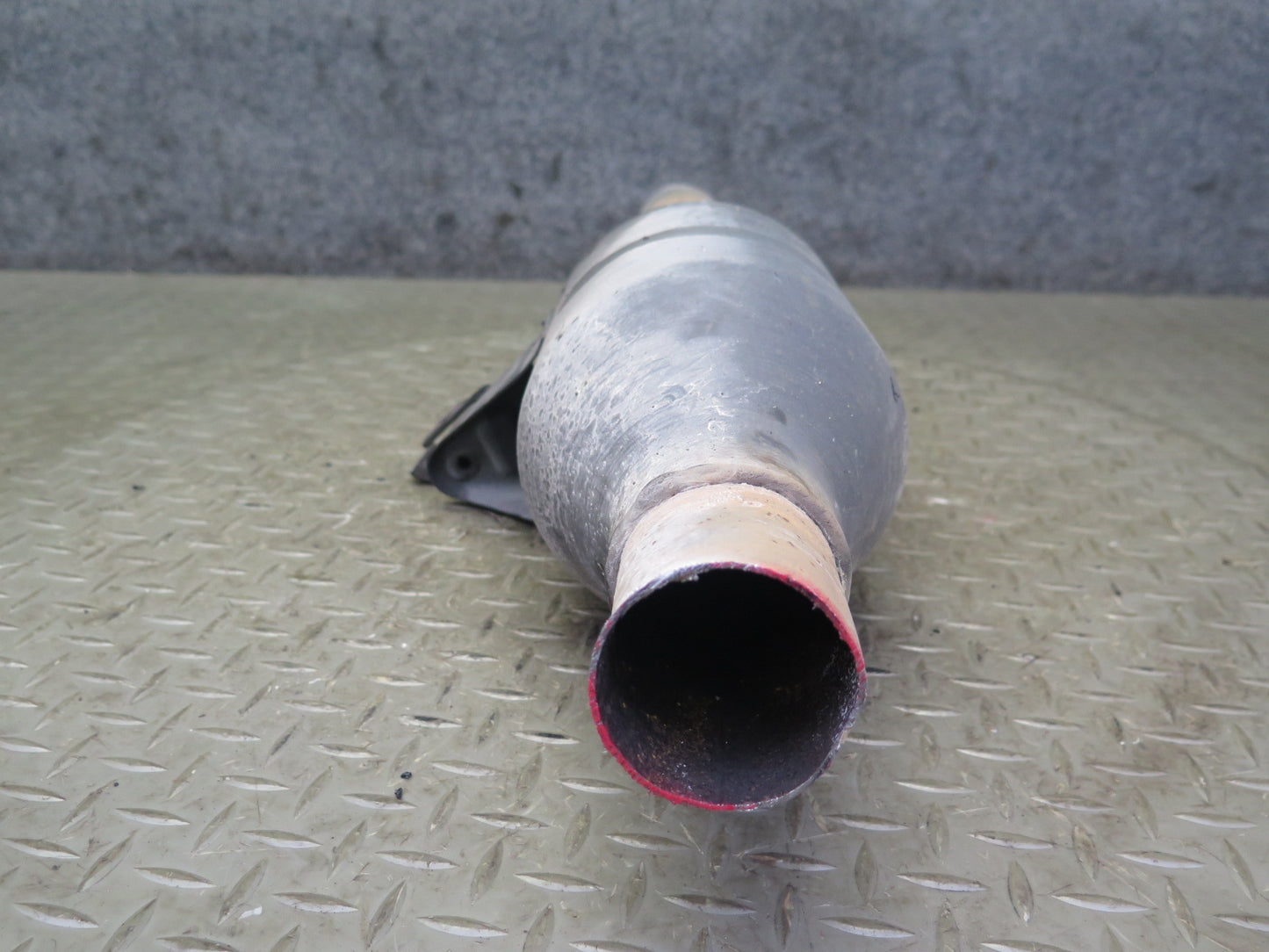 2003-2009 Lexus UZJ120L GX470 4WD Rear  Exhaust Muffler