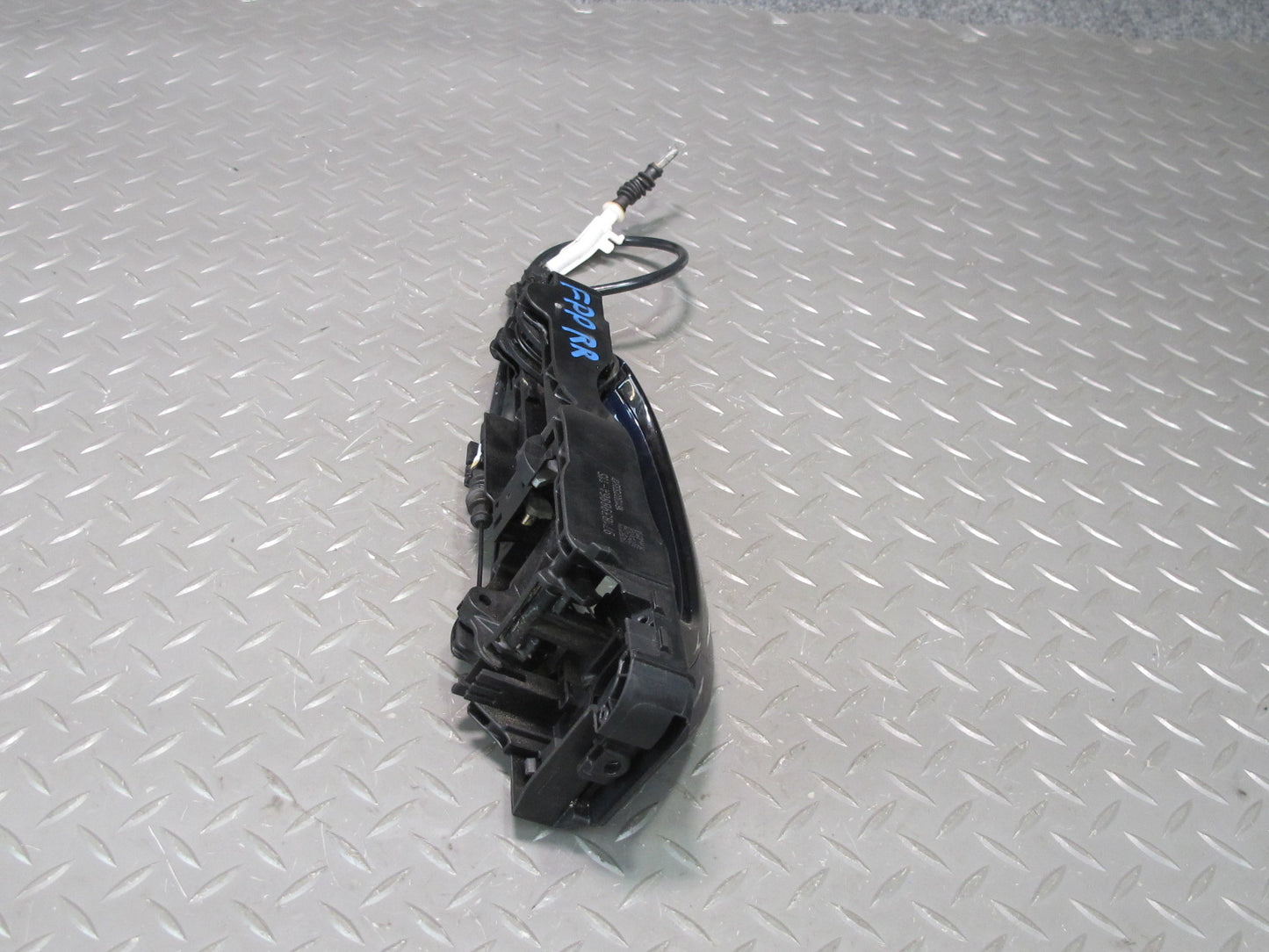 17-23 Porsche Panamera 971 Rear Right Door Exterior Handle w Keyless GO