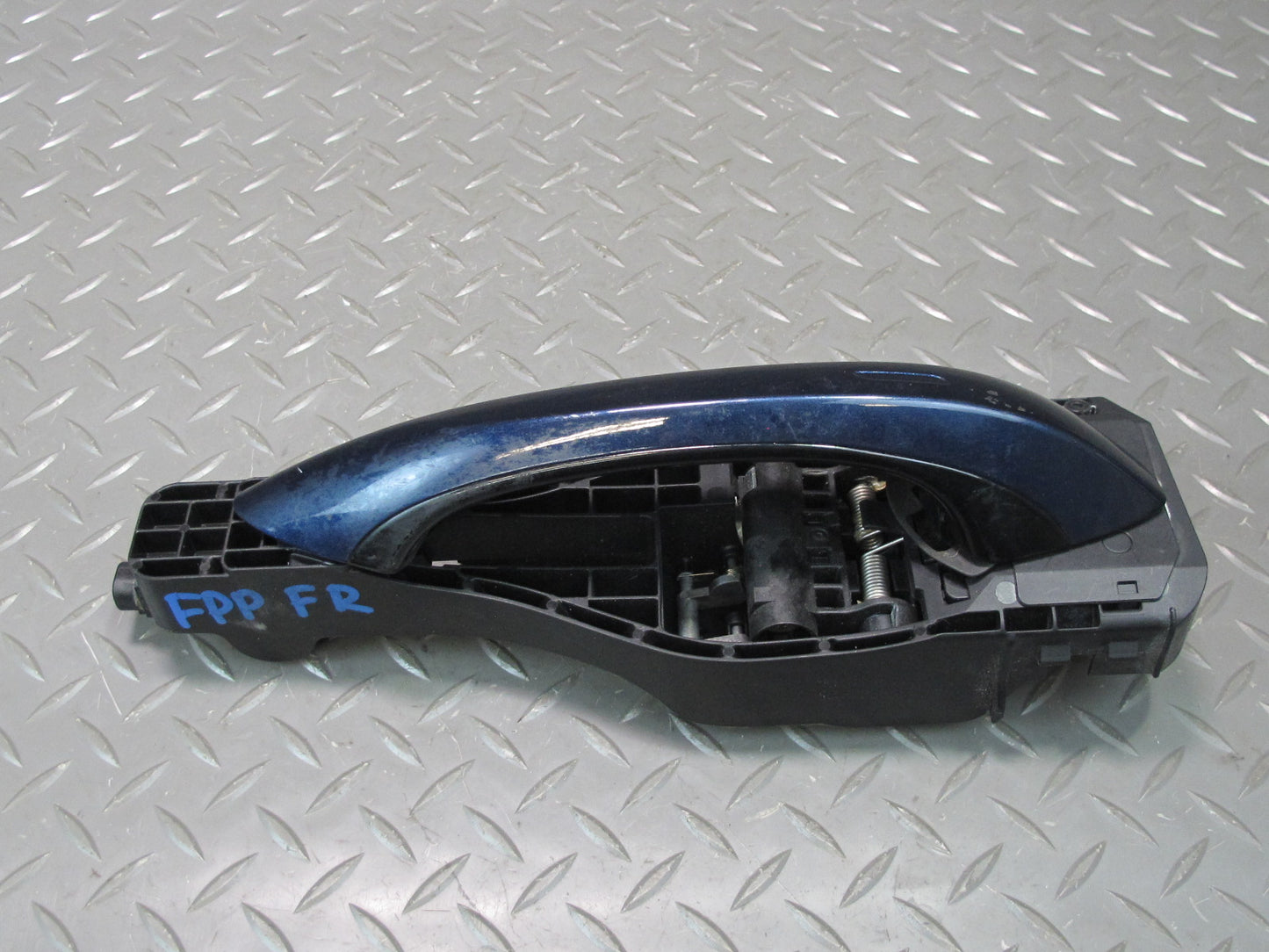 17-23 Porsche Panamera 971 Front Right Door Exterior Handle w Keyless GO