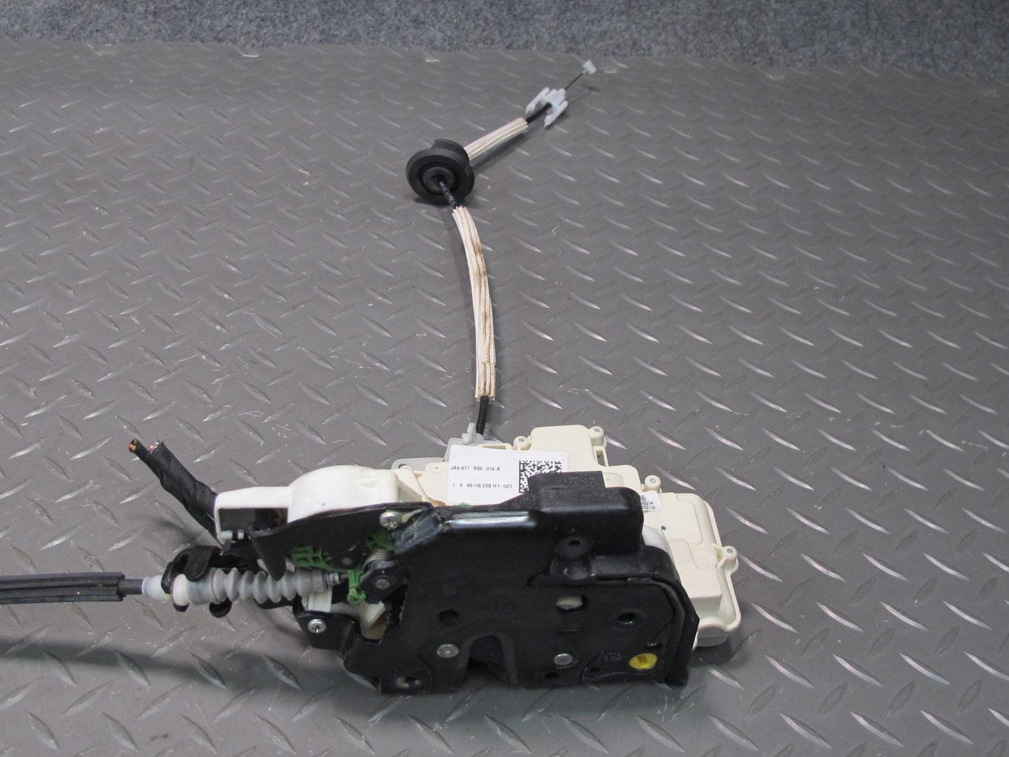 17-23 Porsche Panamera 971 Rear Left Door Lock Latch Actuator w Soft Close