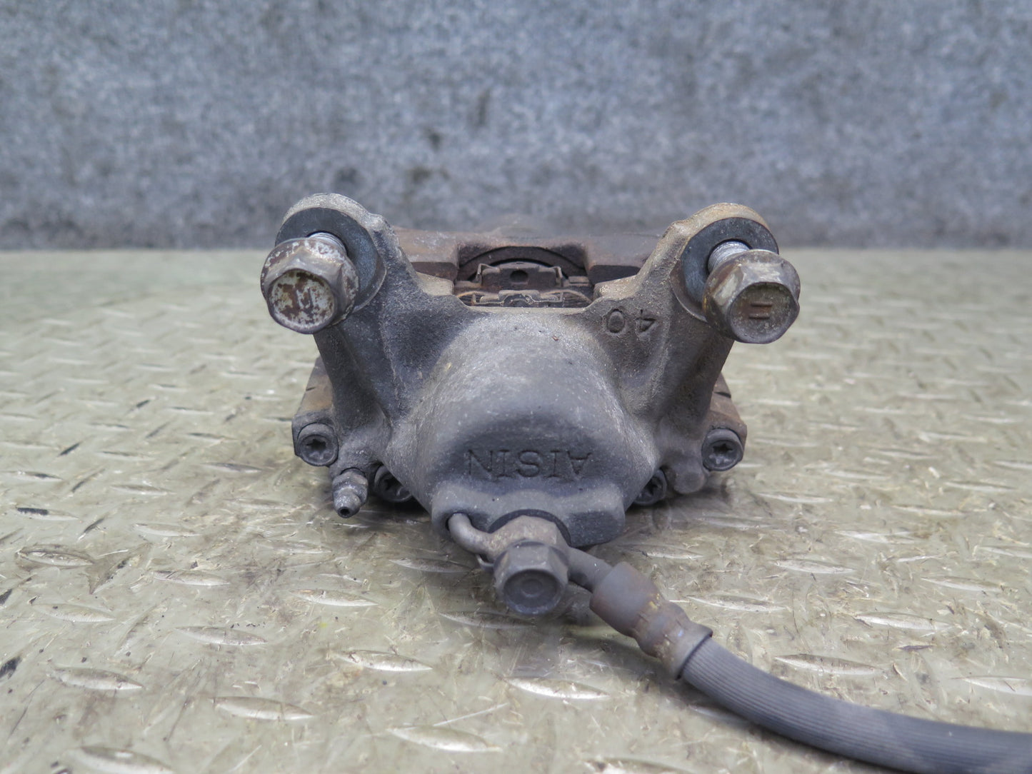 01-05 Lexus JCE10L IS300 Set of 2 Rear Left & Right Brake Caliper OEM