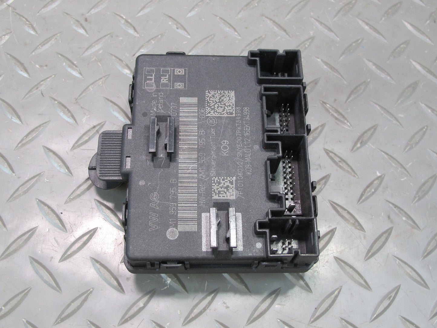 17-23 Porsche Panamera 971 Rear Left & Right Door Control Module 4M1959795B