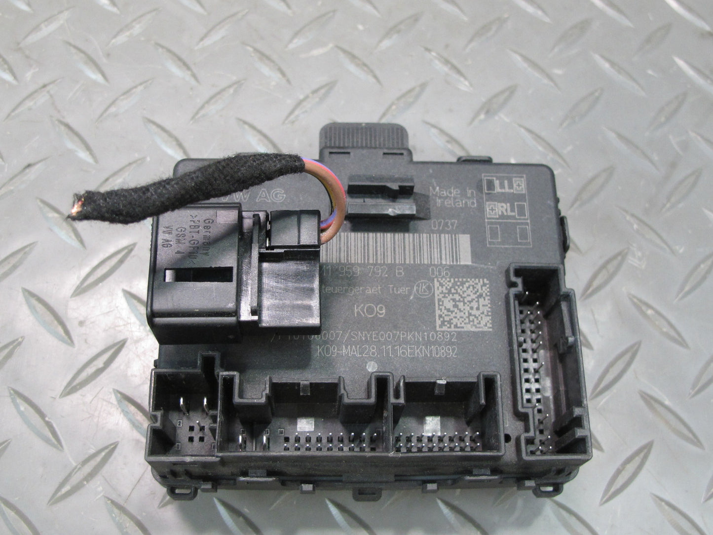 17-23 Porsche Panamera 971 Front Right Door Control Module 4M1959792B