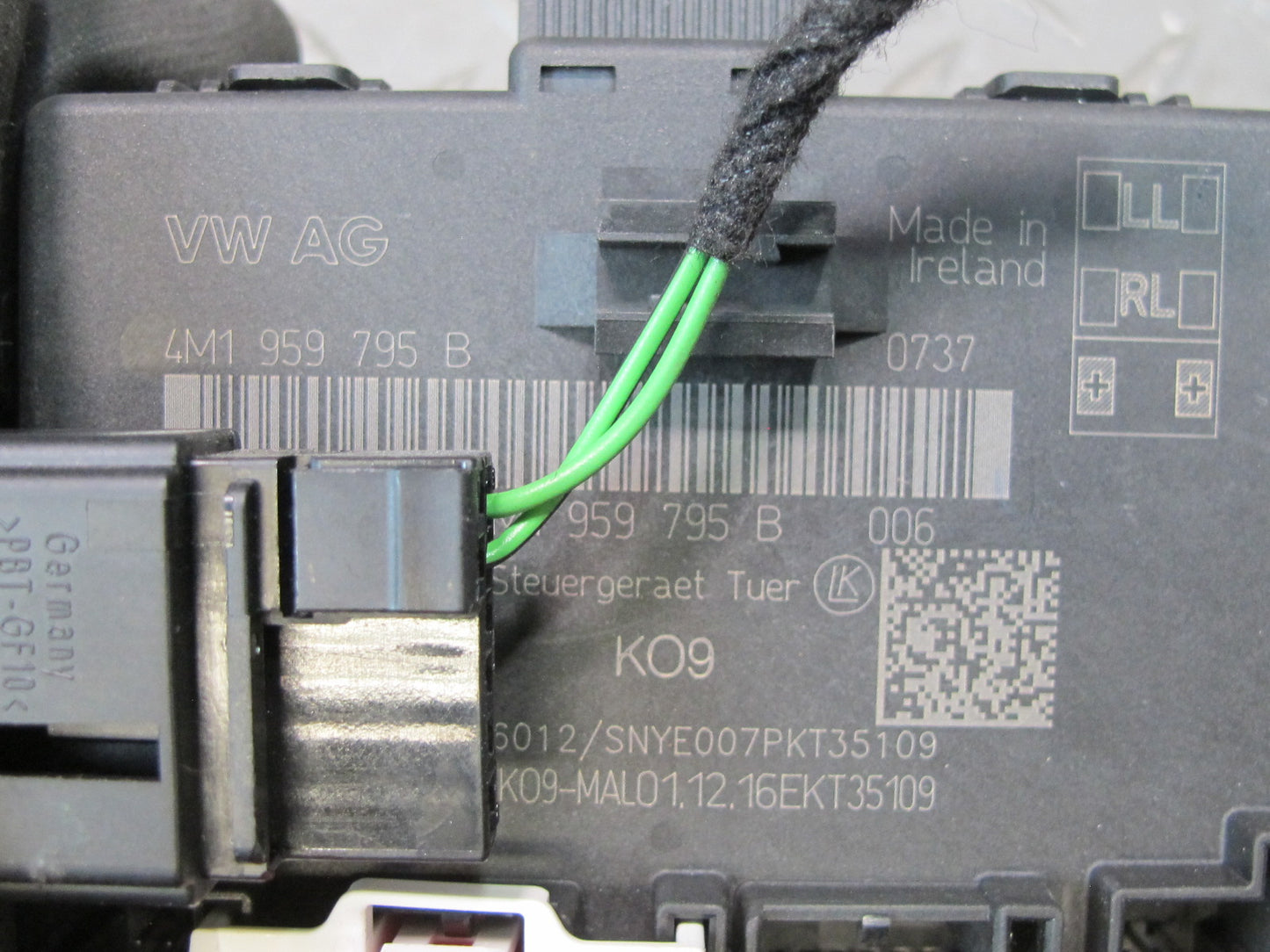 17-23 Porsche Panamera 971 Rear Left & Right Door Control Module 4M1959795B