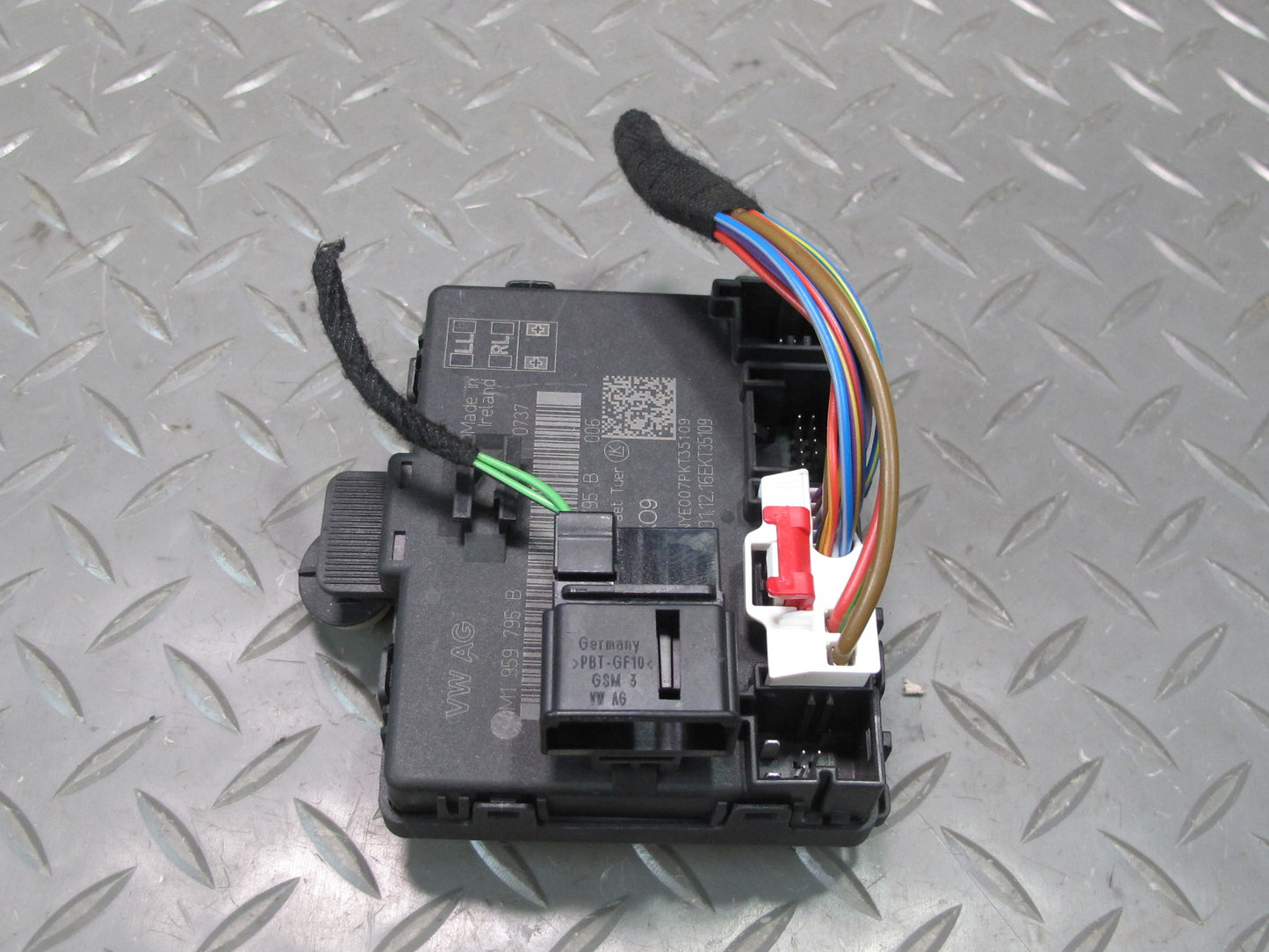 17-23 Porsche Panamera 971 Rear Left & Right Door Control Module 4M1959795B