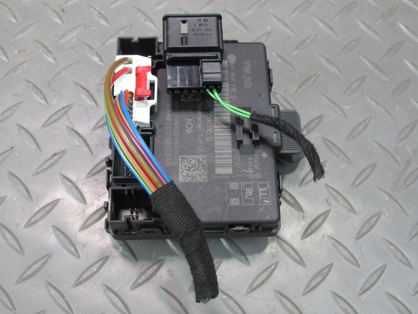 17-23 Porsche Panamera 971 Rear Left & Right Door Control Module 4M1959795B