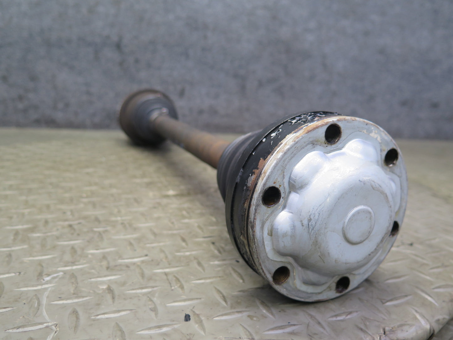 01-05 Lexus JCE10L IS300 Rear Right Suspension Axle Shaft OEM