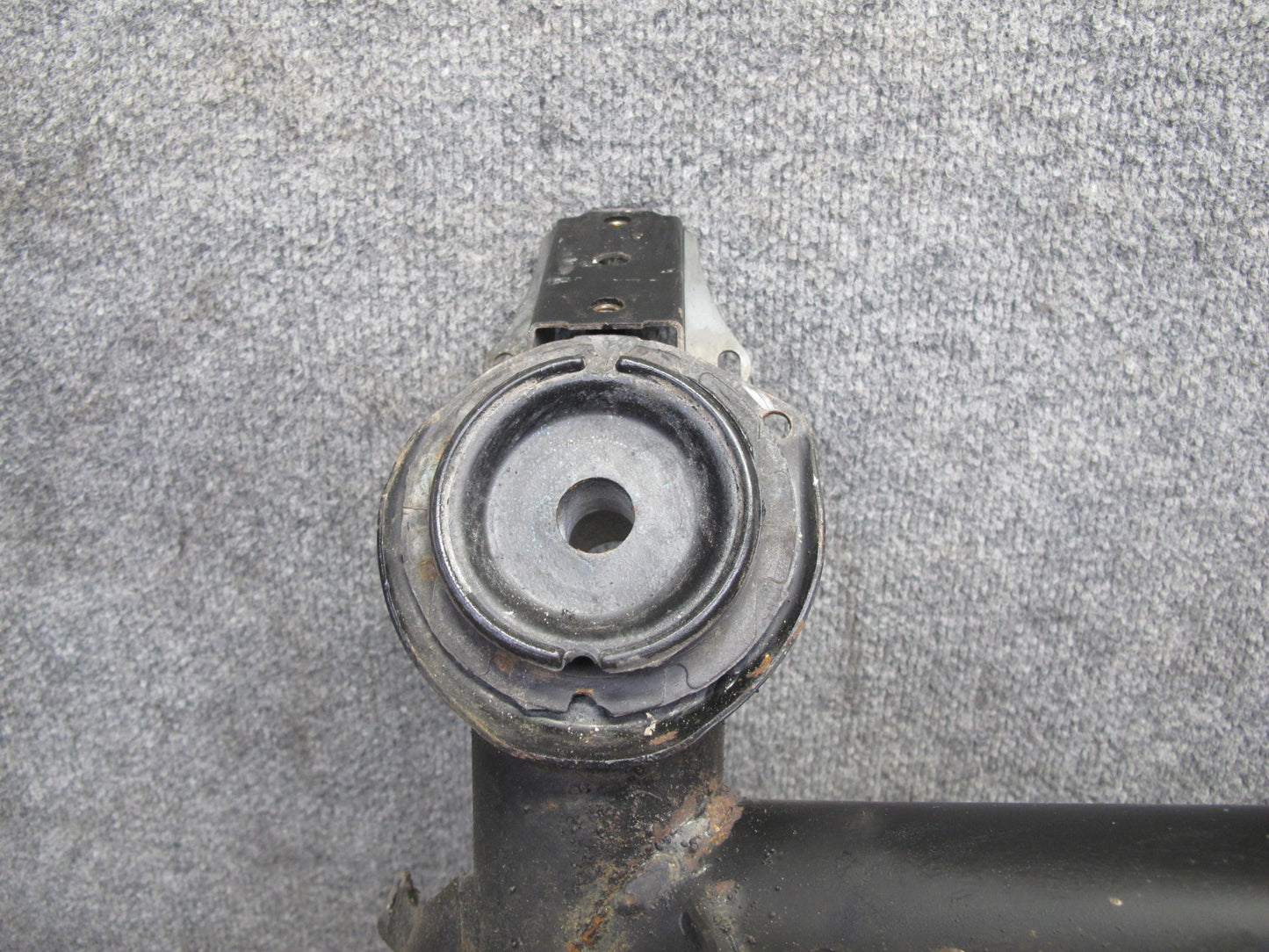 95-97 Toyota UCF20 Celsior 4.0L Rear Suspension Subframe Crossmember 43K OEM