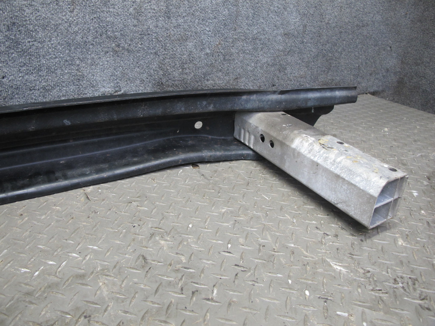 10-16 Audi B8 A4 S4 Rear Bumper Reinforcement Impact Bar w Absorbers OEM