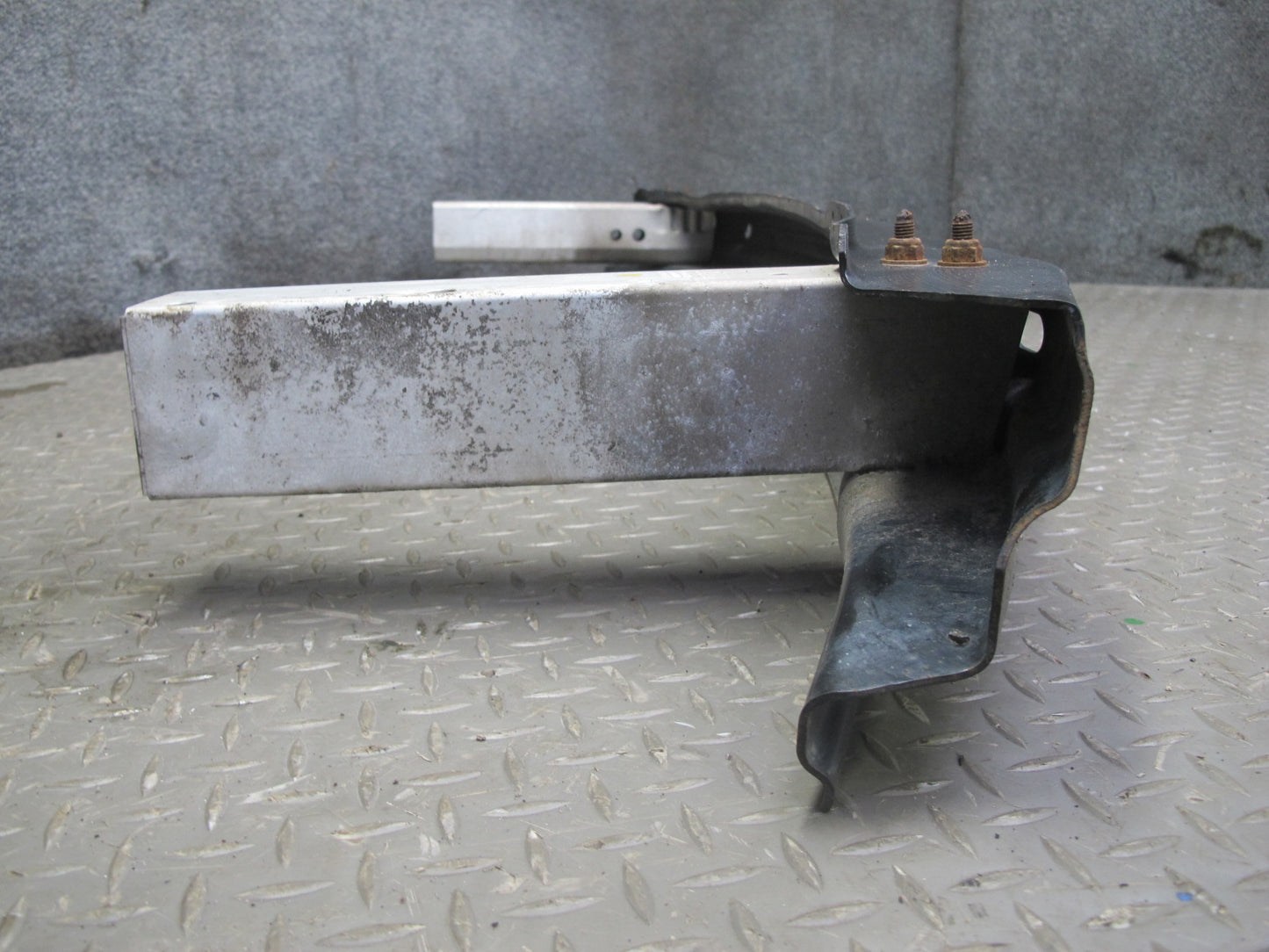 10-16 Audi B8 A4 S4 Rear Bumper Reinforcement Impact Bar w Absorbers OEM