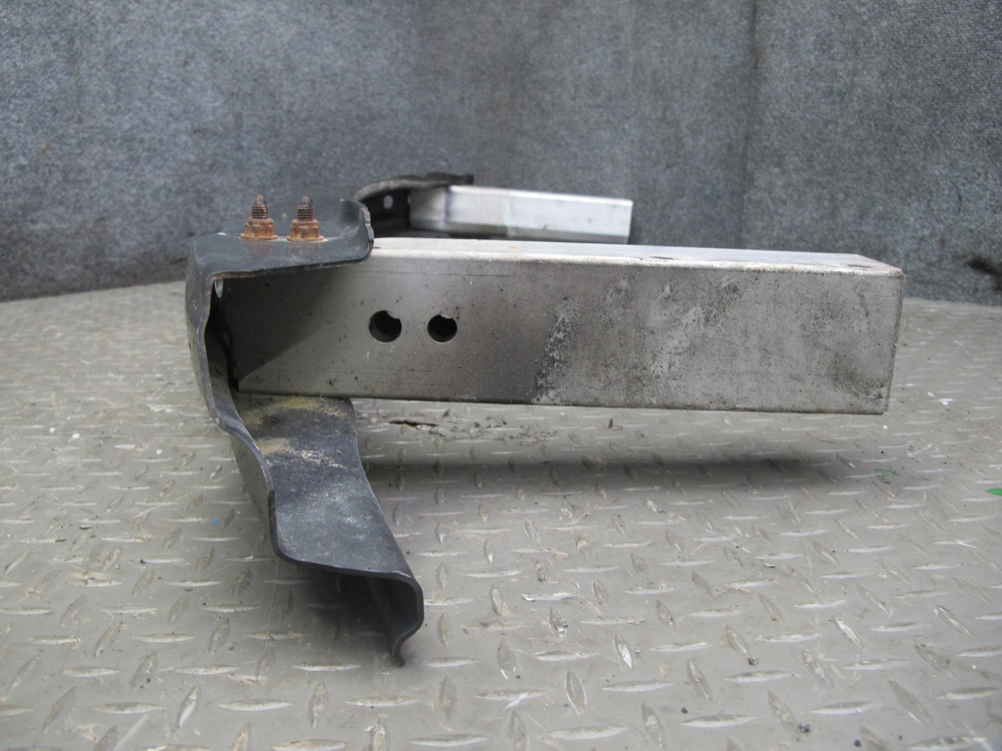 10-16 Audi B8 A4 S4 Rear Bumper Reinforcement Impact Bar w Absorbers OEM