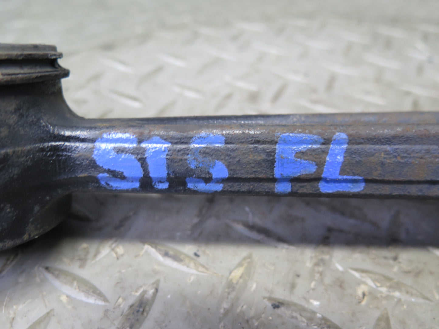 01-05 Lexus JCE10L IS300 Set of 3 Front Left Suspension Control Arm OEM