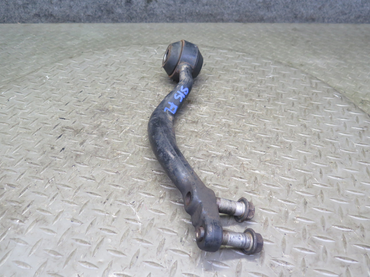 01-05 Lexus JCE10L IS300 Set of 3 Front Left Suspension Control Arm OEM