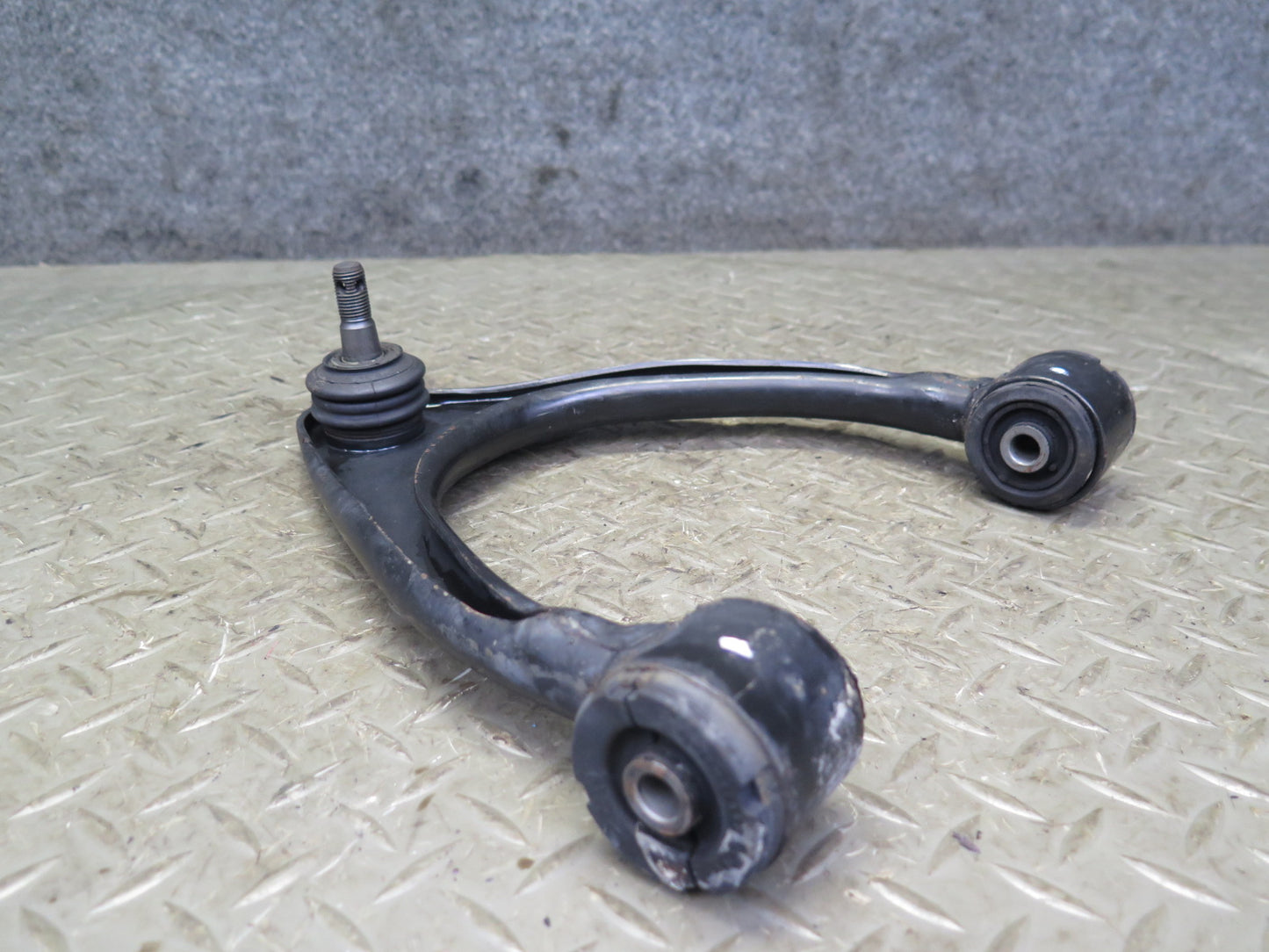 01-05 Lexus JCE10L IS300 Set of 3 Front Right Suspension Control Arm OEM