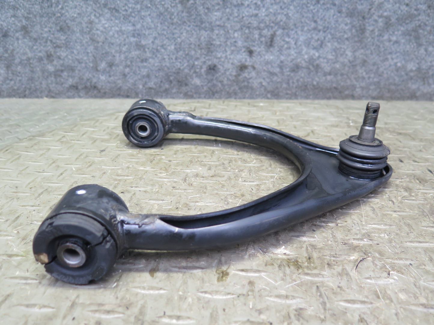 01-05 Lexus JCE10L IS300 Set of 3 Front Right Suspension Control Arm OEM