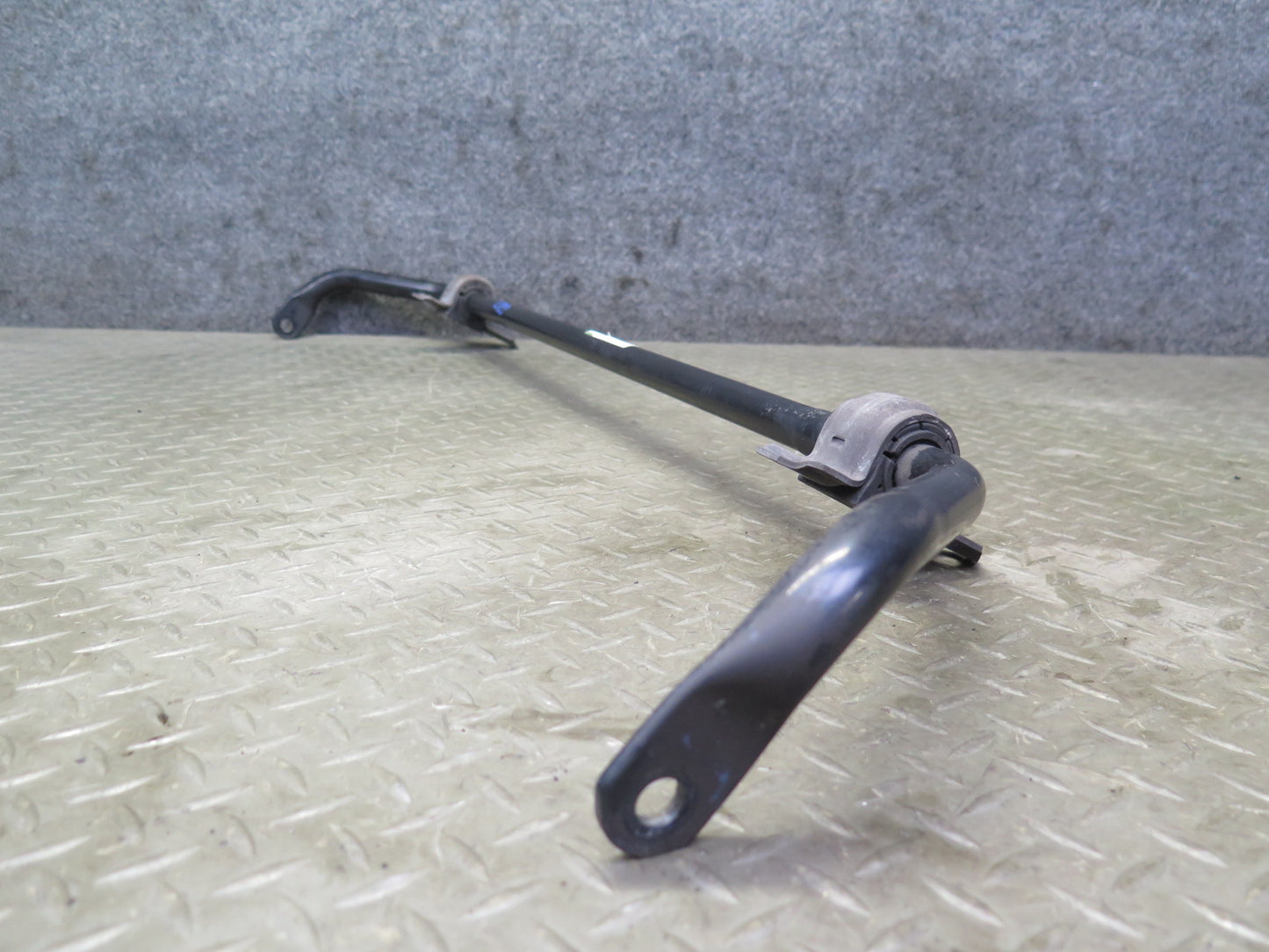 2012-2018 BMW F12 F13 M6 S63T Rear Suspension Anti Roll Stabilizer Sway Bar