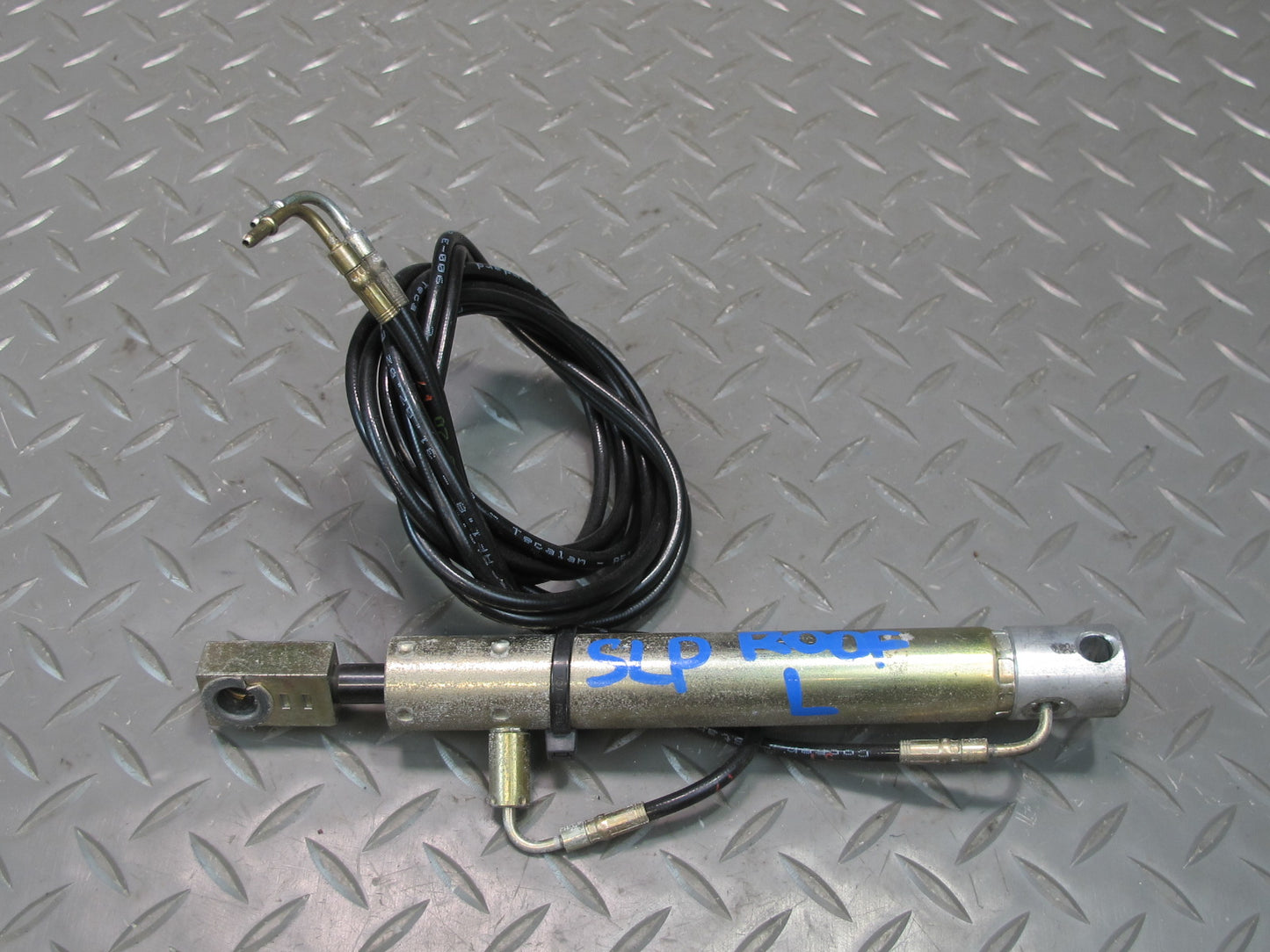 03-12 Mercedes R230 SL500 Convertible Left TOP Roof Hydraulic Cylinder OEM