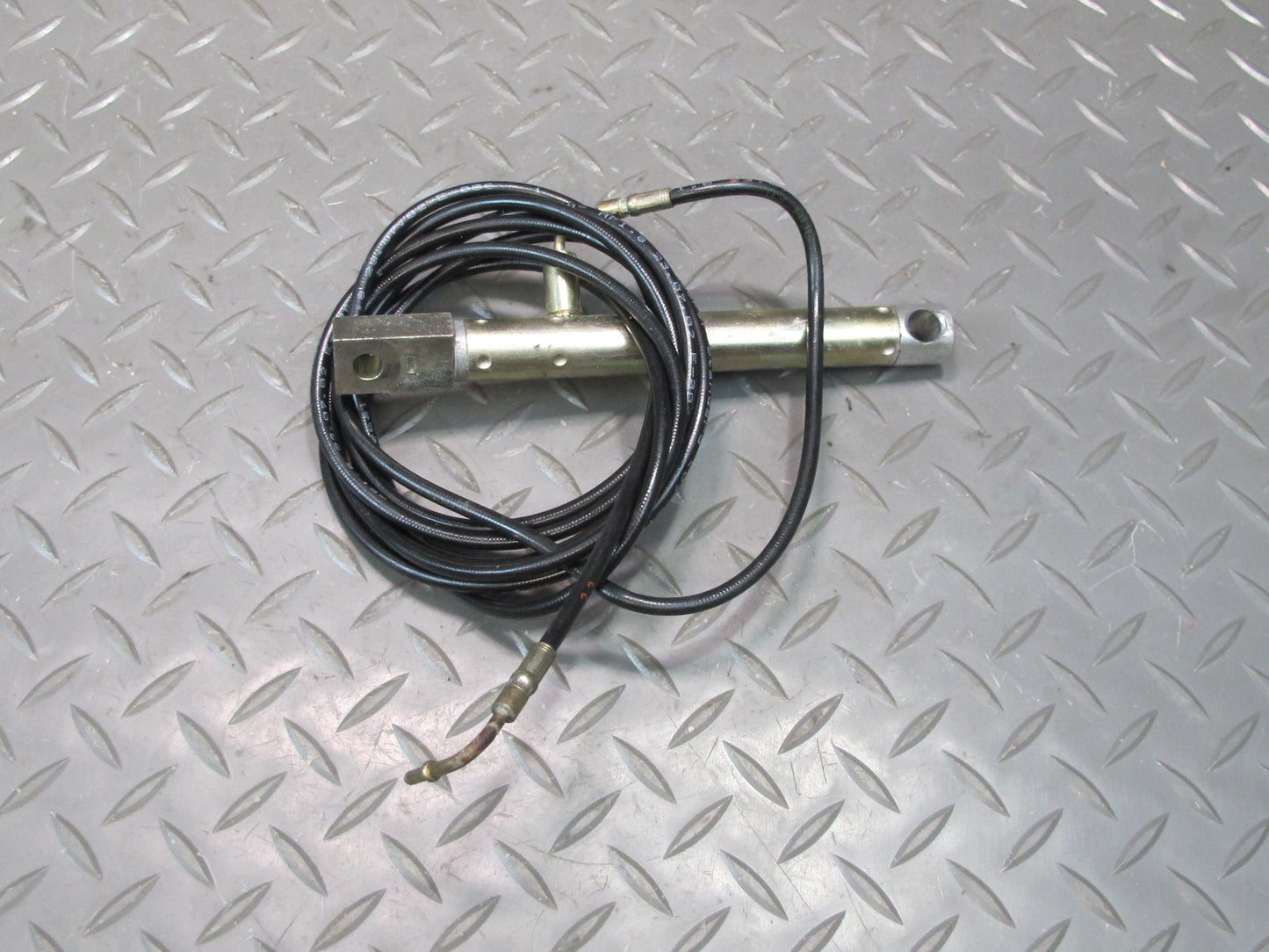 03-12 Mercedes R230 SL500 Convertible Right TOP Roof Hydraulic Cylinder OEM