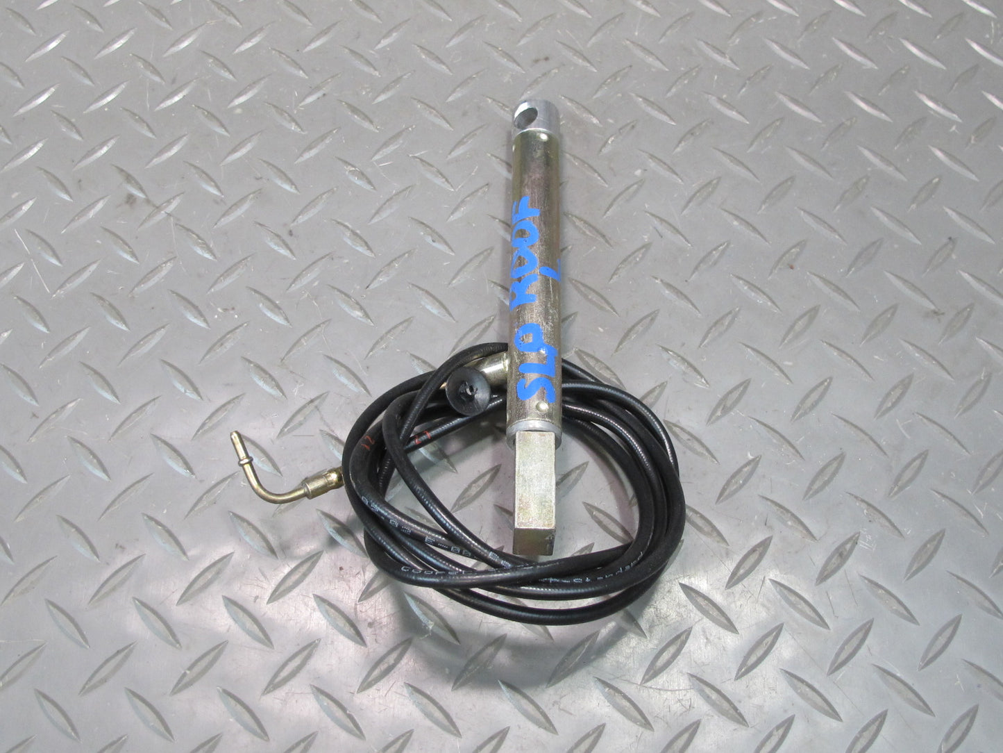 03-12 Mercedes R230 SL500 Convertible Left TOP Roof Hydraulic Cylinder OEM