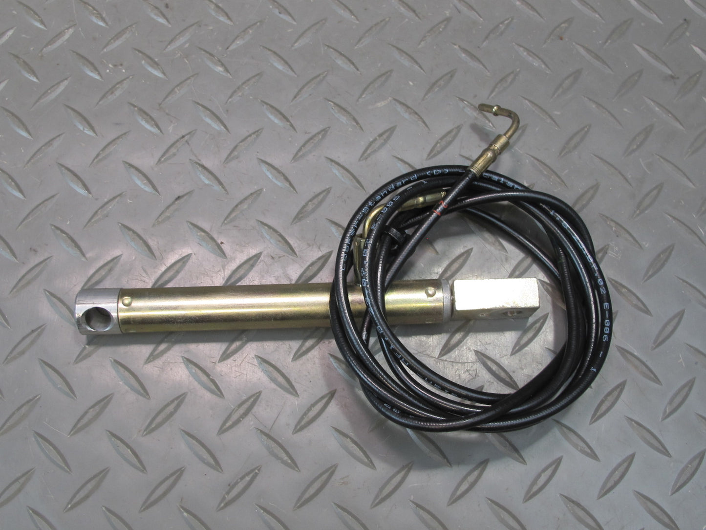 03-12 Mercedes R230 SL500 Convertible Left TOP Roof Hydraulic Cylinder OEM