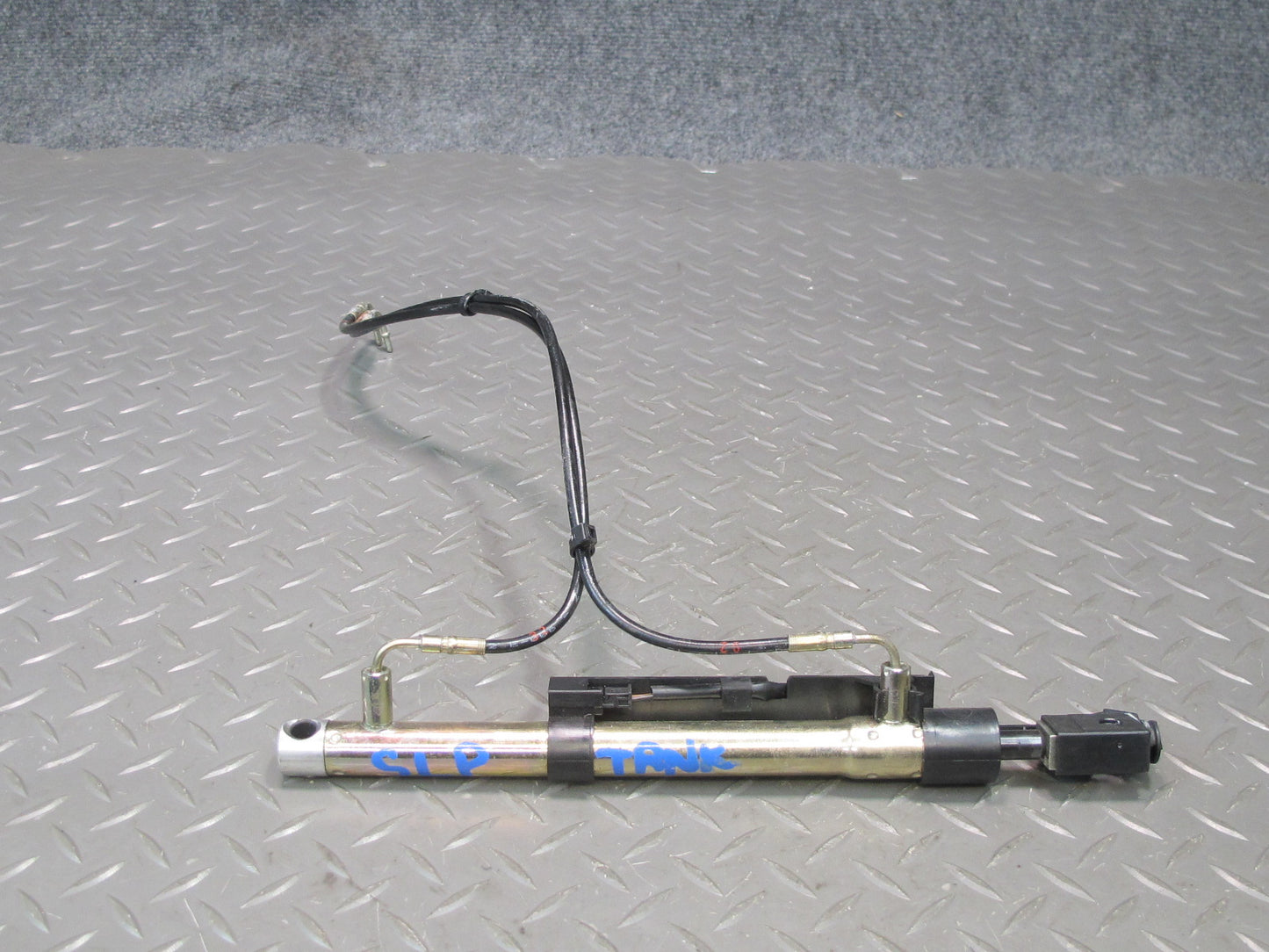 03-12 Mercedes R230 SL500 Convertible Left Trunk Lid Drive Cylinder Support OEM