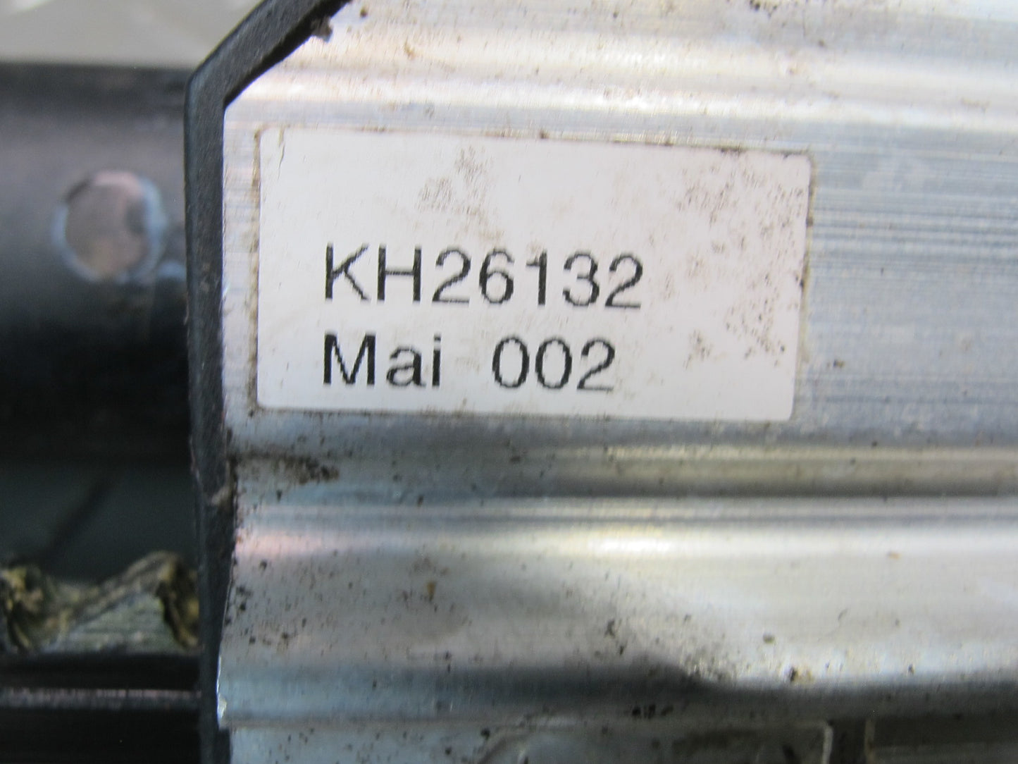 03-12 Mercedes R230 SL500 Convertible Left Roll Bar Lock Pawl Cylinder OEM