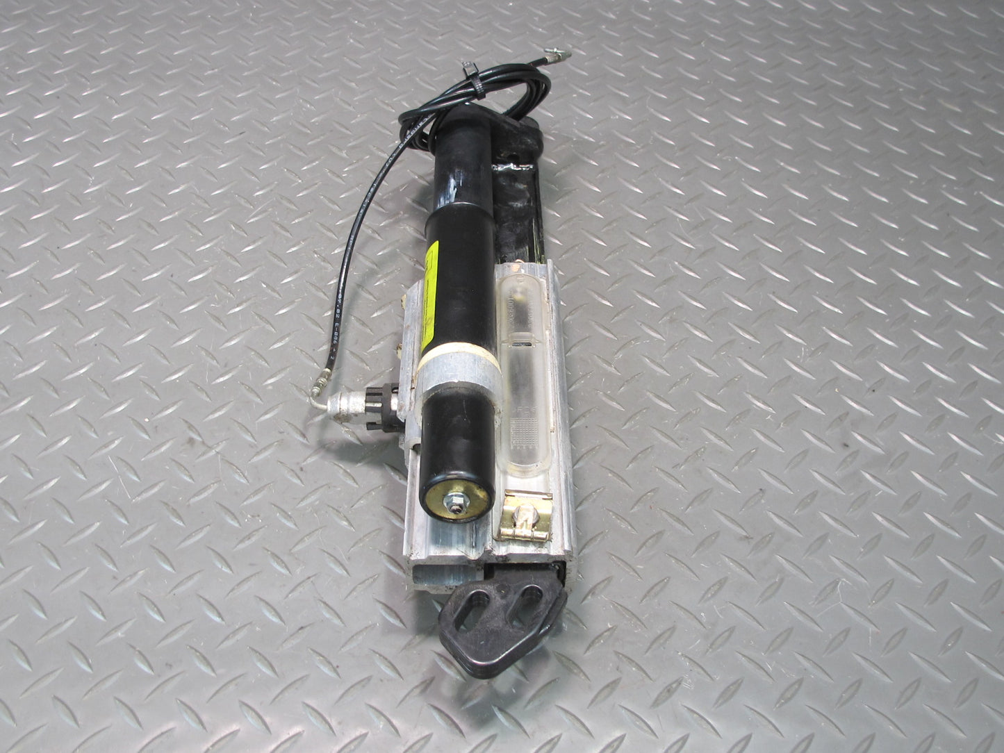 03-12 Mercedes R230 SL500 Convertible Left Roll Bar Lock Pawl Cylinder OEM