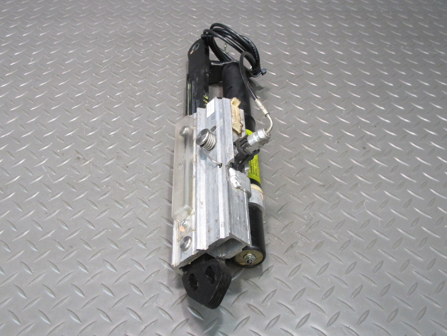 03-12 Mercedes R230 SL500 Convertible Left Roll Bar Lock Pawl Cylinder OEM