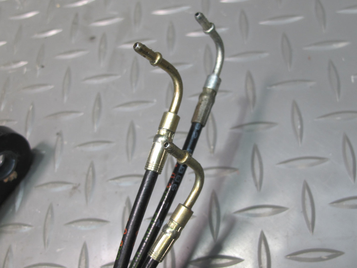 03-12 Mercedes R230 Sl-class Convertible Rear Right Pawl Cylinder Support OEM