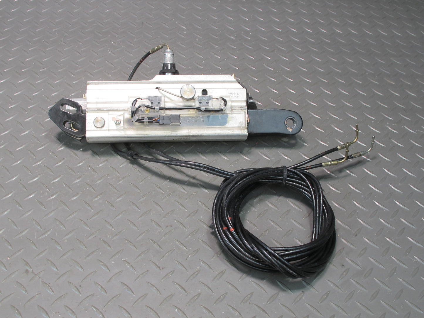 03-12 Mercedes R230 Sl-class Convertible Rear Right Pawl Cylinder Support OEM