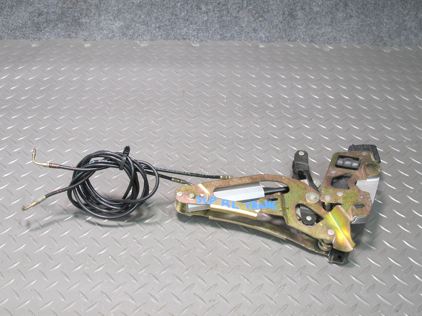 03-12 Mercedes R230 SL500 Rear Right & Left Trunk Lock Frame Cylinder Set OEM