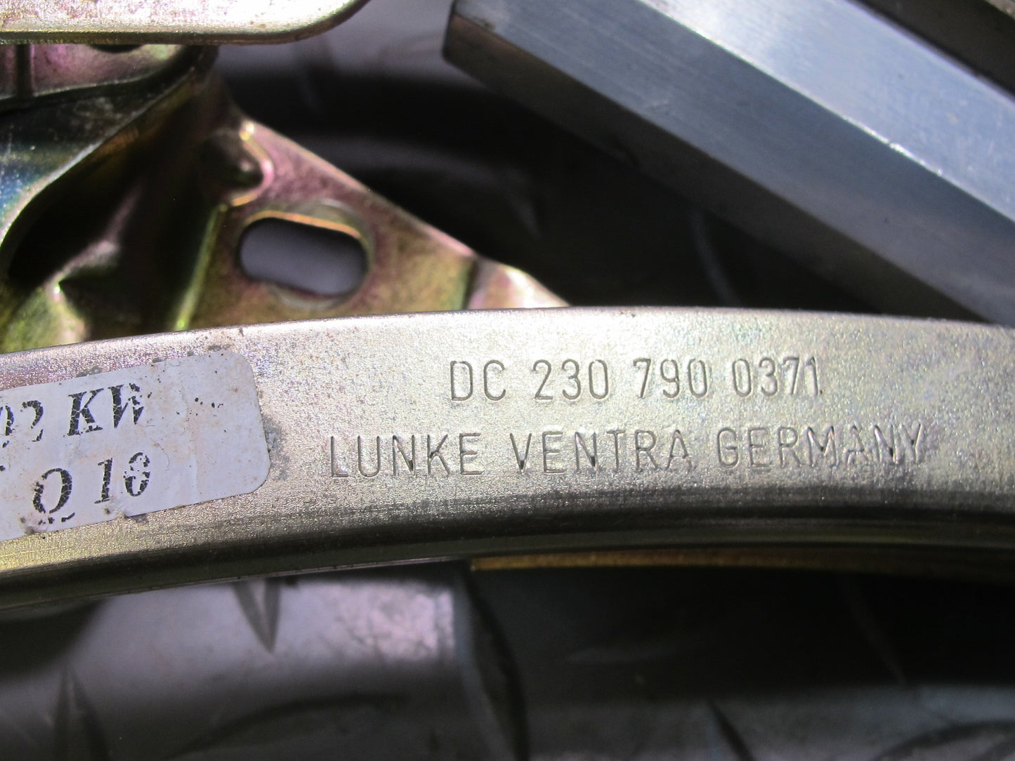 03-12 Mercedes R230 SL500 Rear Right & Left Trunk Lock Frame Cylinder Set OEM