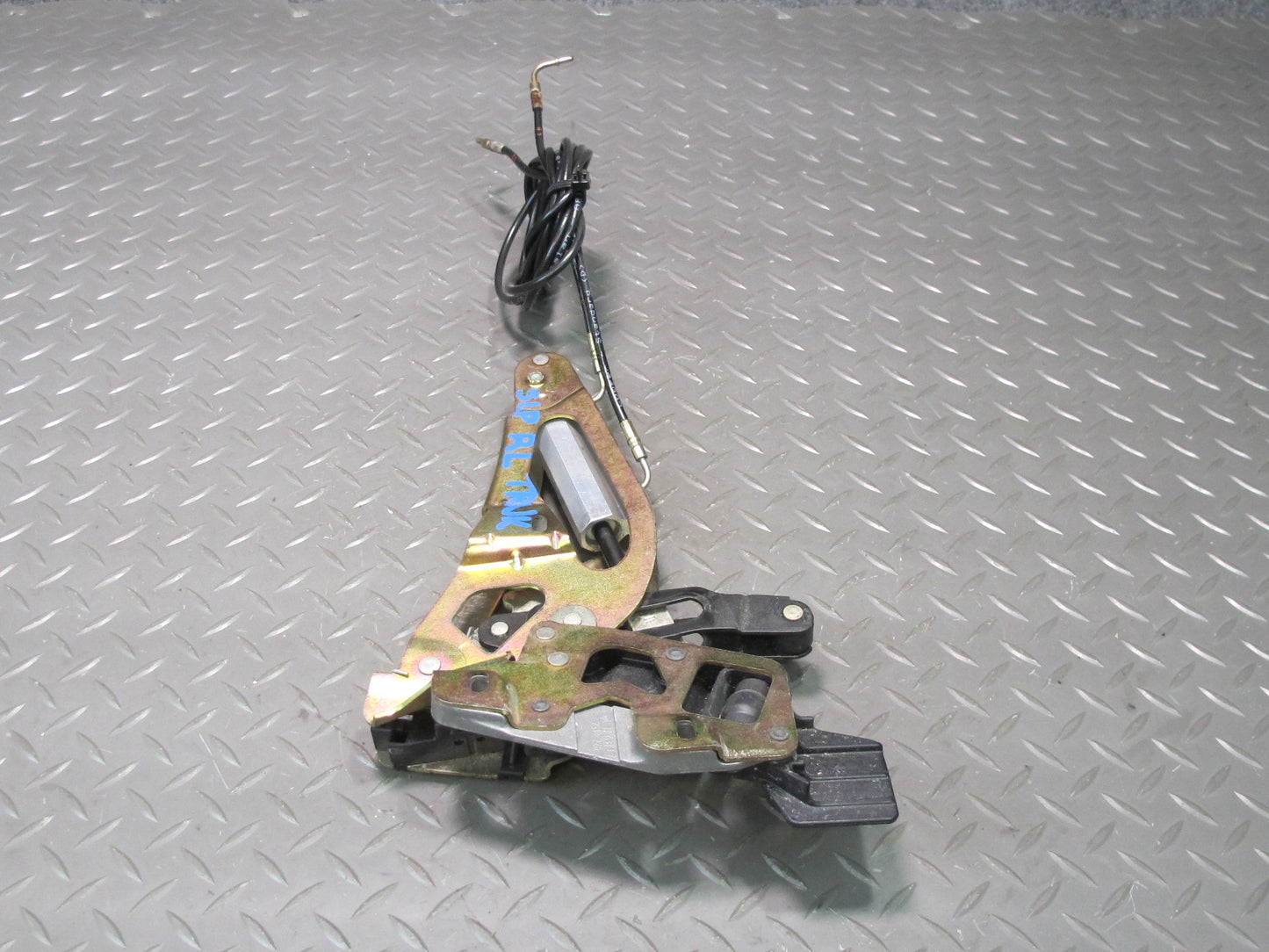 03-12 Mercedes R230 SL500 Rear Right & Left Trunk Lock Frame Cylinder Set OEM