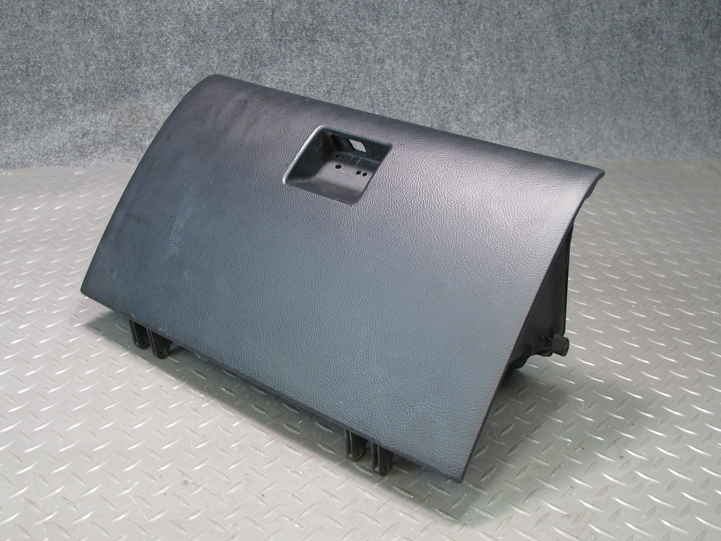 01-05 Lexus JCE10L IS300 Dash Glove Box Compartment Storage OEM