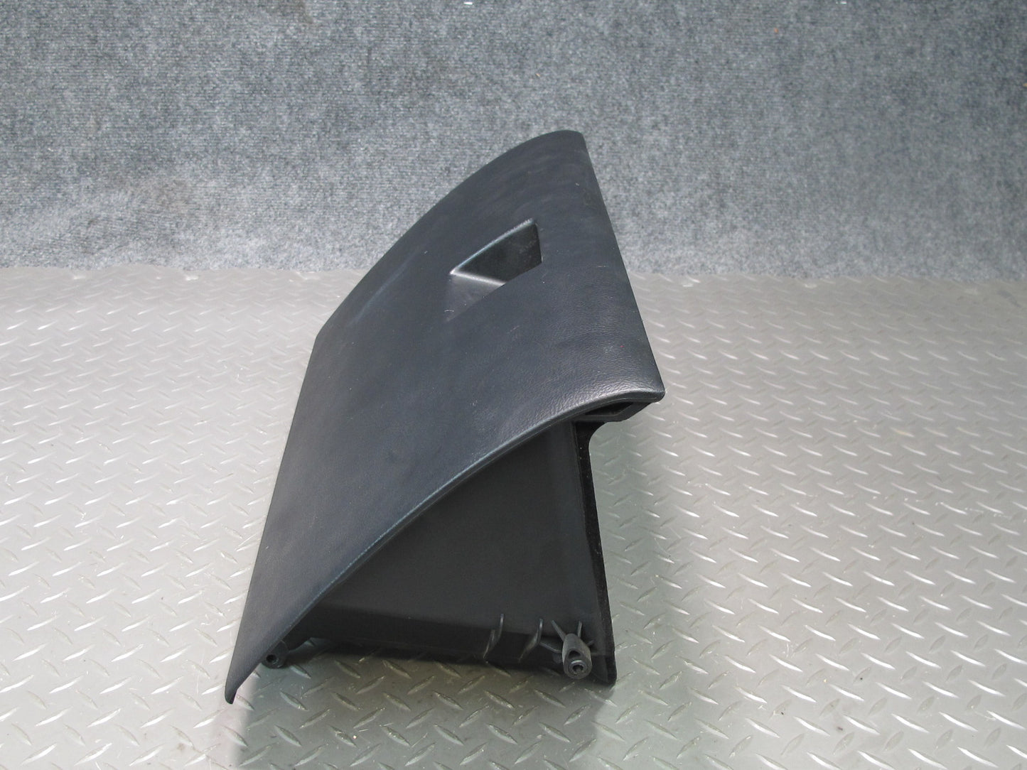 01-05 Lexus JCE10L IS300 Dash Glove Box Compartment Storage OEM