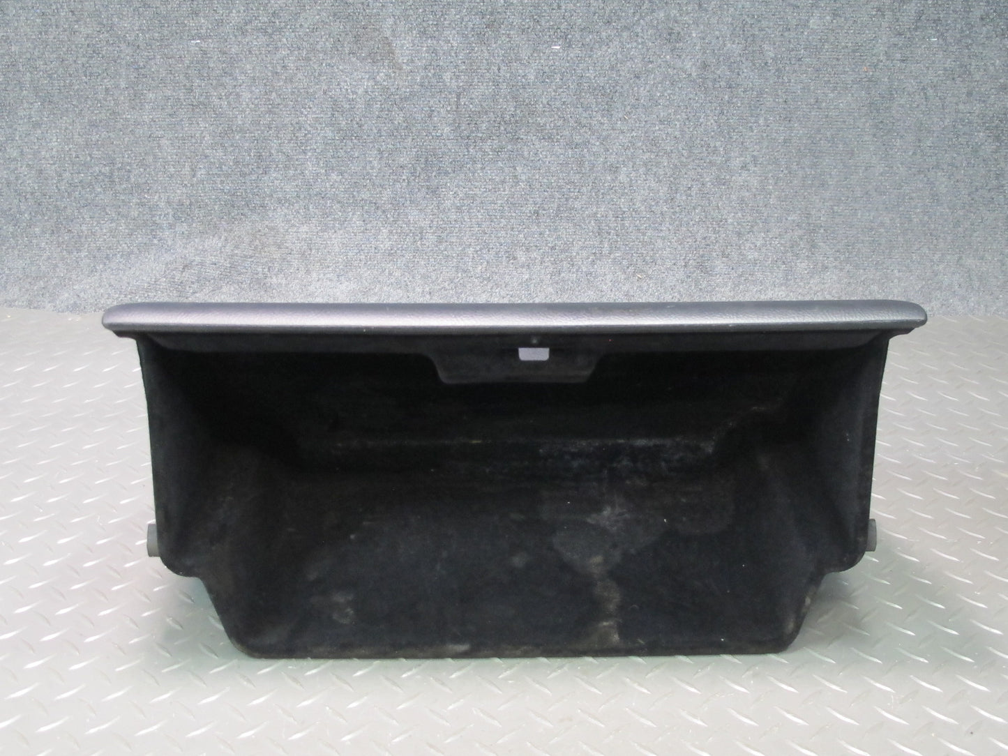 01-05 Lexus JCE10L IS300 Dash Glove Box Compartment Storage OEM