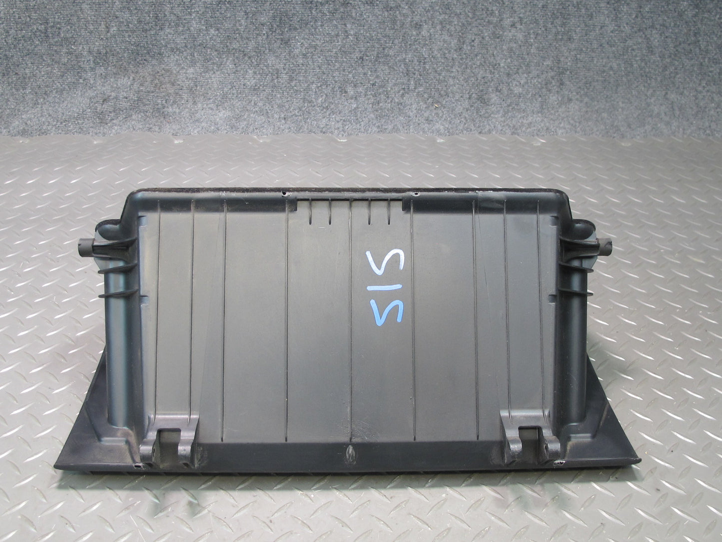 01-05 Lexus JCE10L IS300 Dash Glove Box Compartment Storage OEM