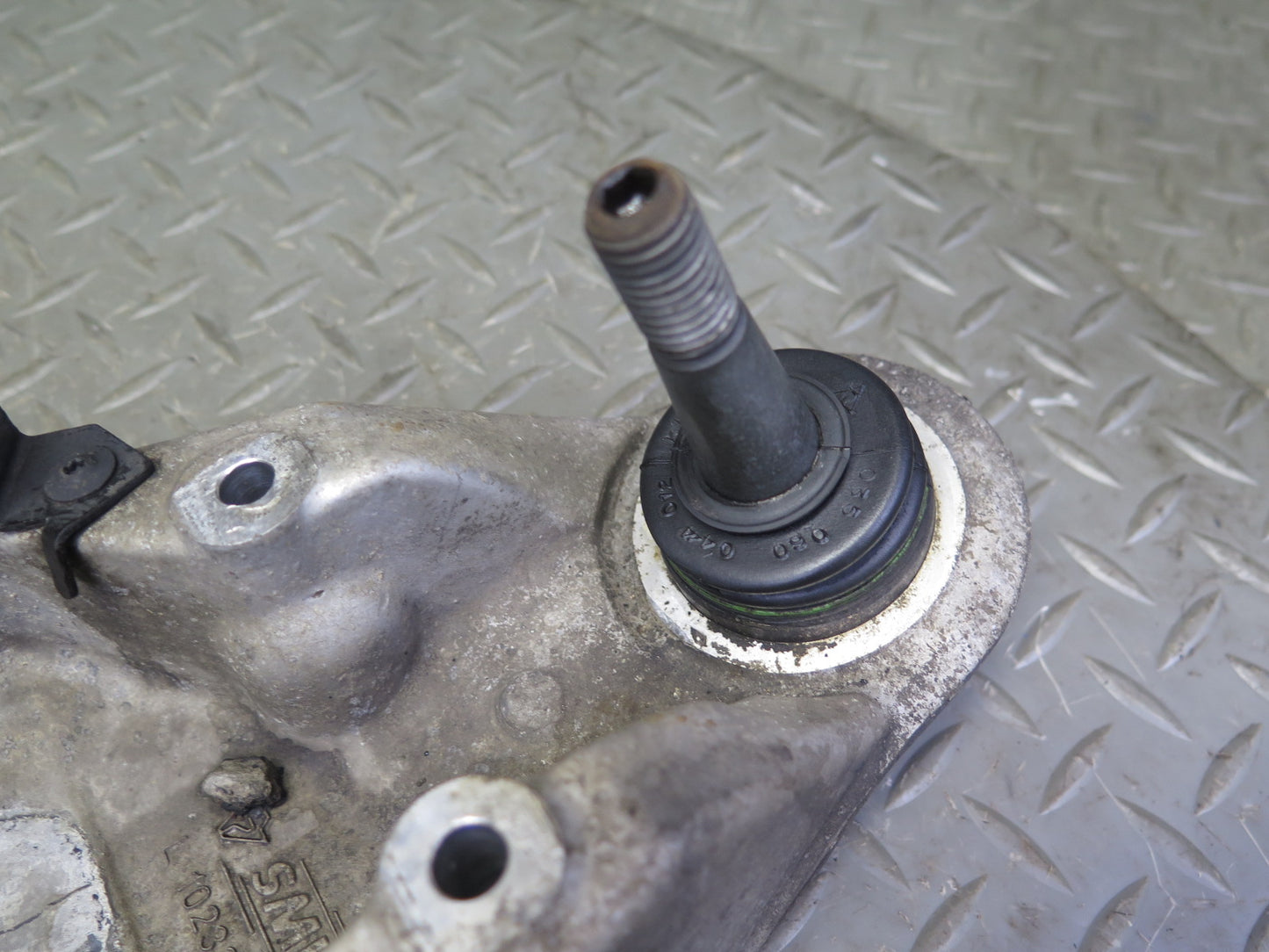 97-04 Chevrolet Corvette C5 Set of 2 Front Left Upper & Lower Control Arm OEM