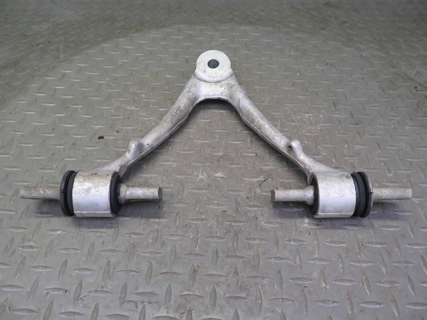 97-04 Chevrolet Corvette C5 Set of 2 Front Left Upper & Lower Control Arm OEM